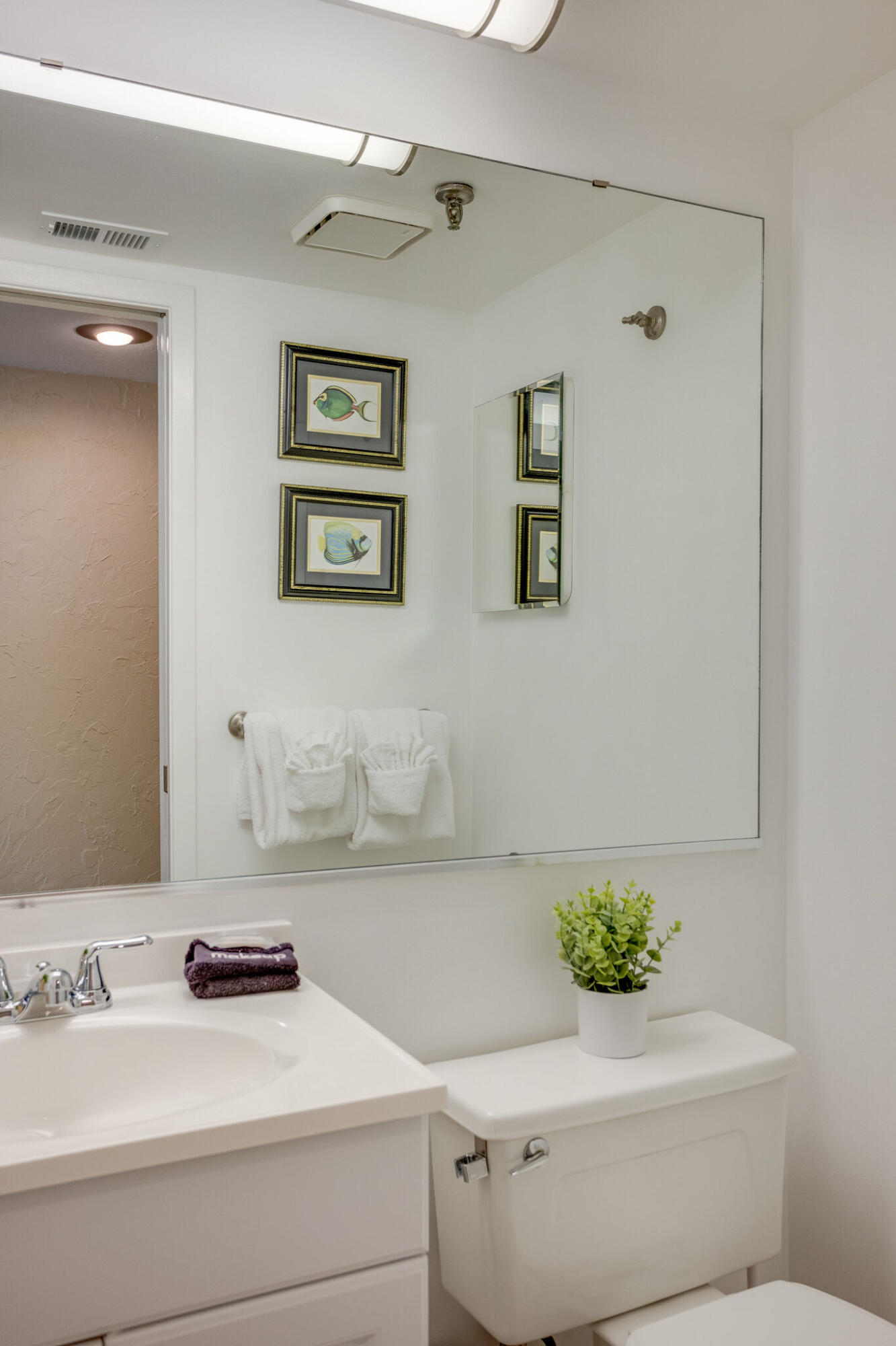 BREAKERS OF FWB PH 11 - Residential
