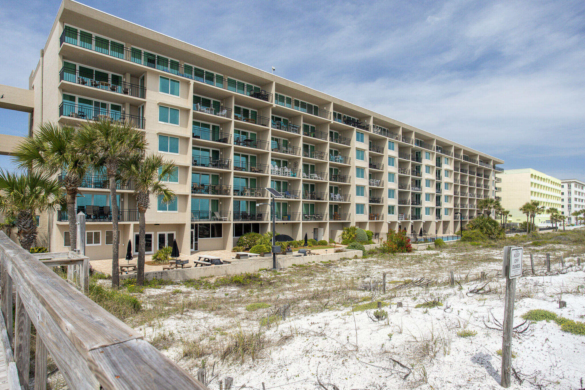 BREAKERS OF FWB PH 11 - Residential