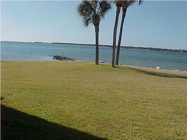 FINISTERRA CONDO - Residential Lease
