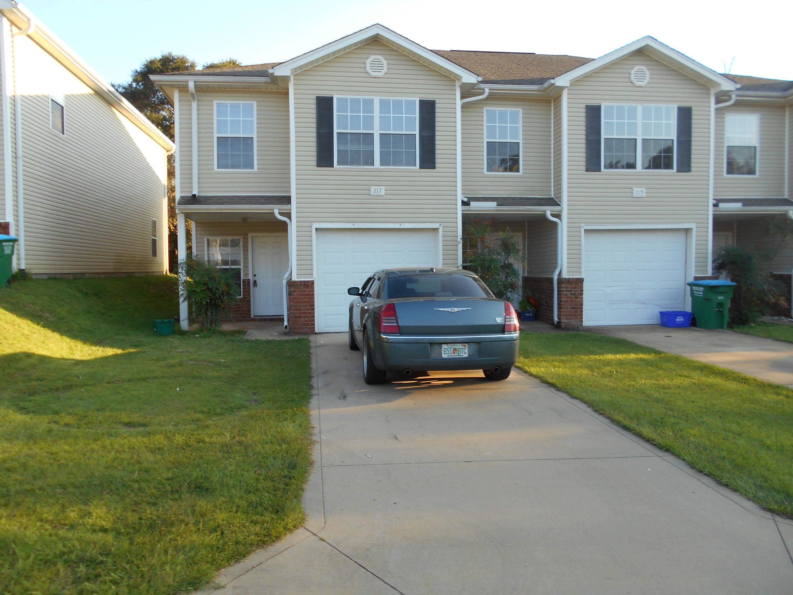 SHILOH PLACE T/H - Residential Lease