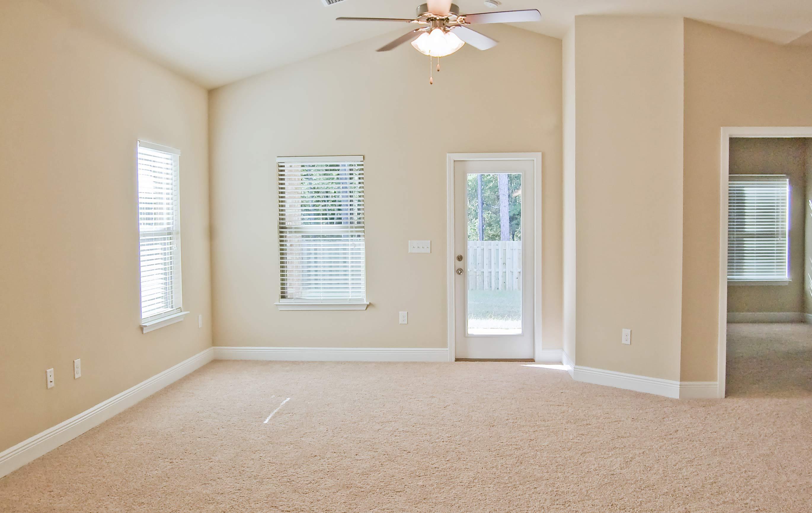 DRIFTWOOD ESTATES - Residential Lease
