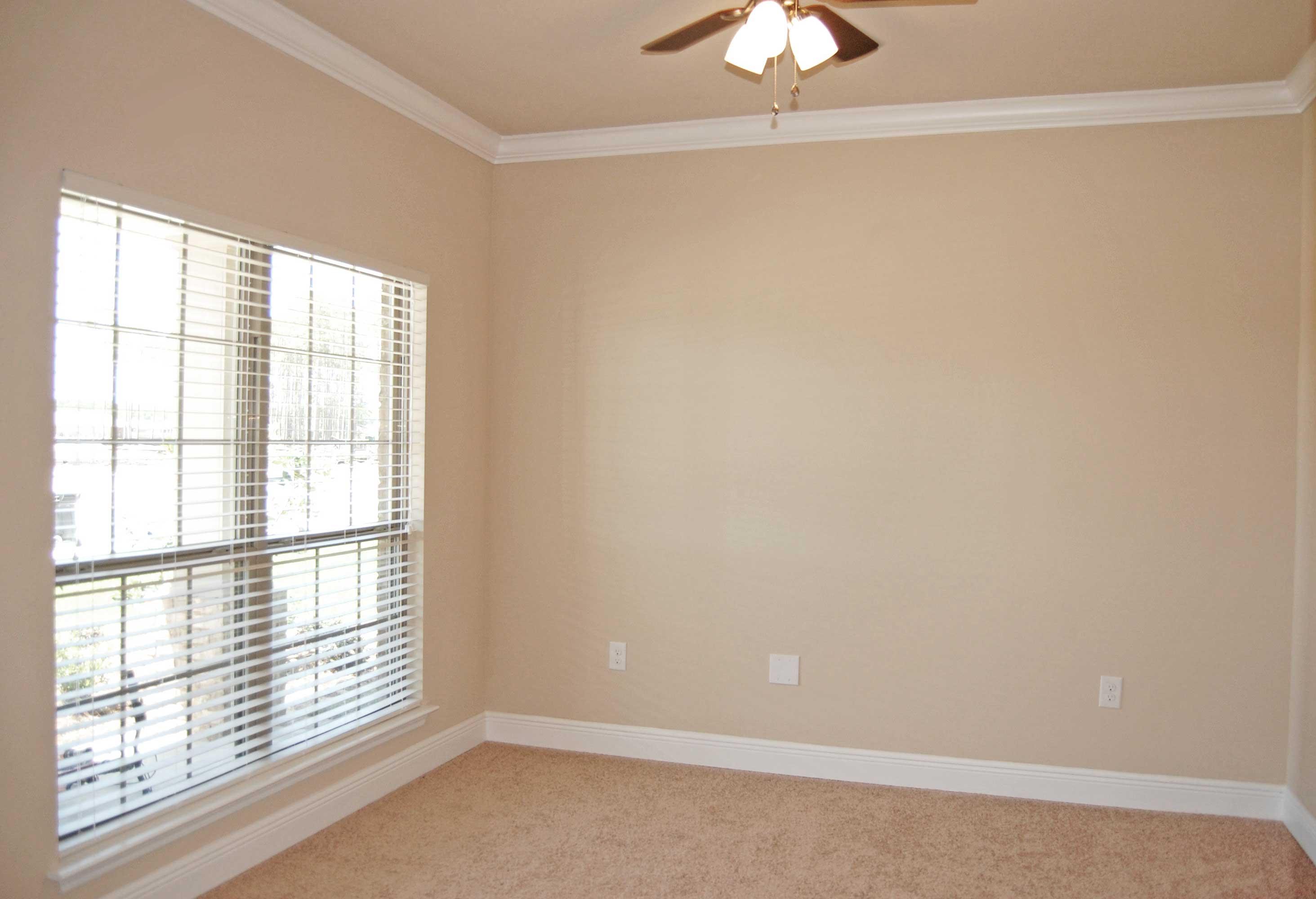 DRIFTWOOD ESTATES - Residential Lease