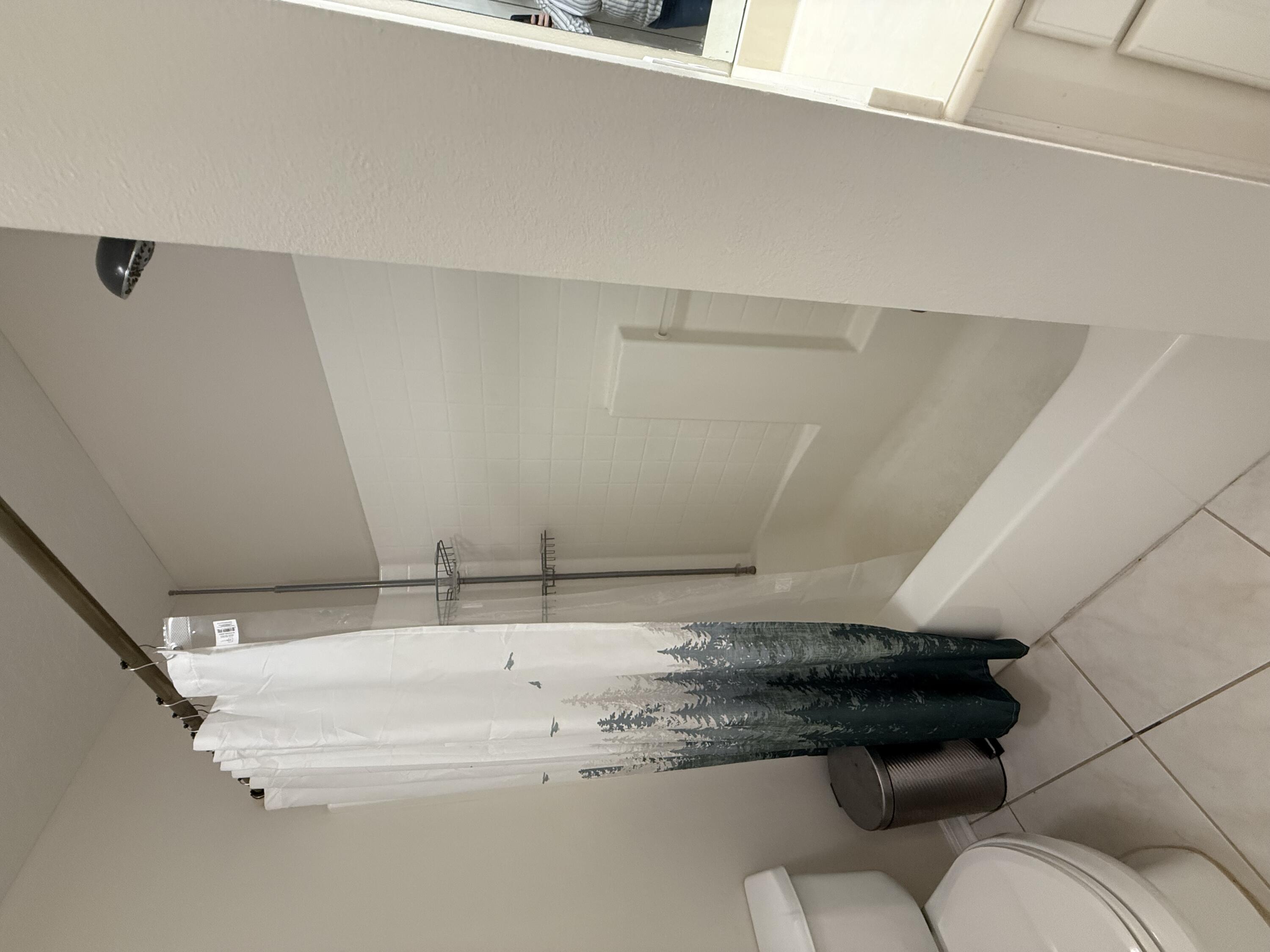 BRIDGEPORT COLONY - Residential Lease