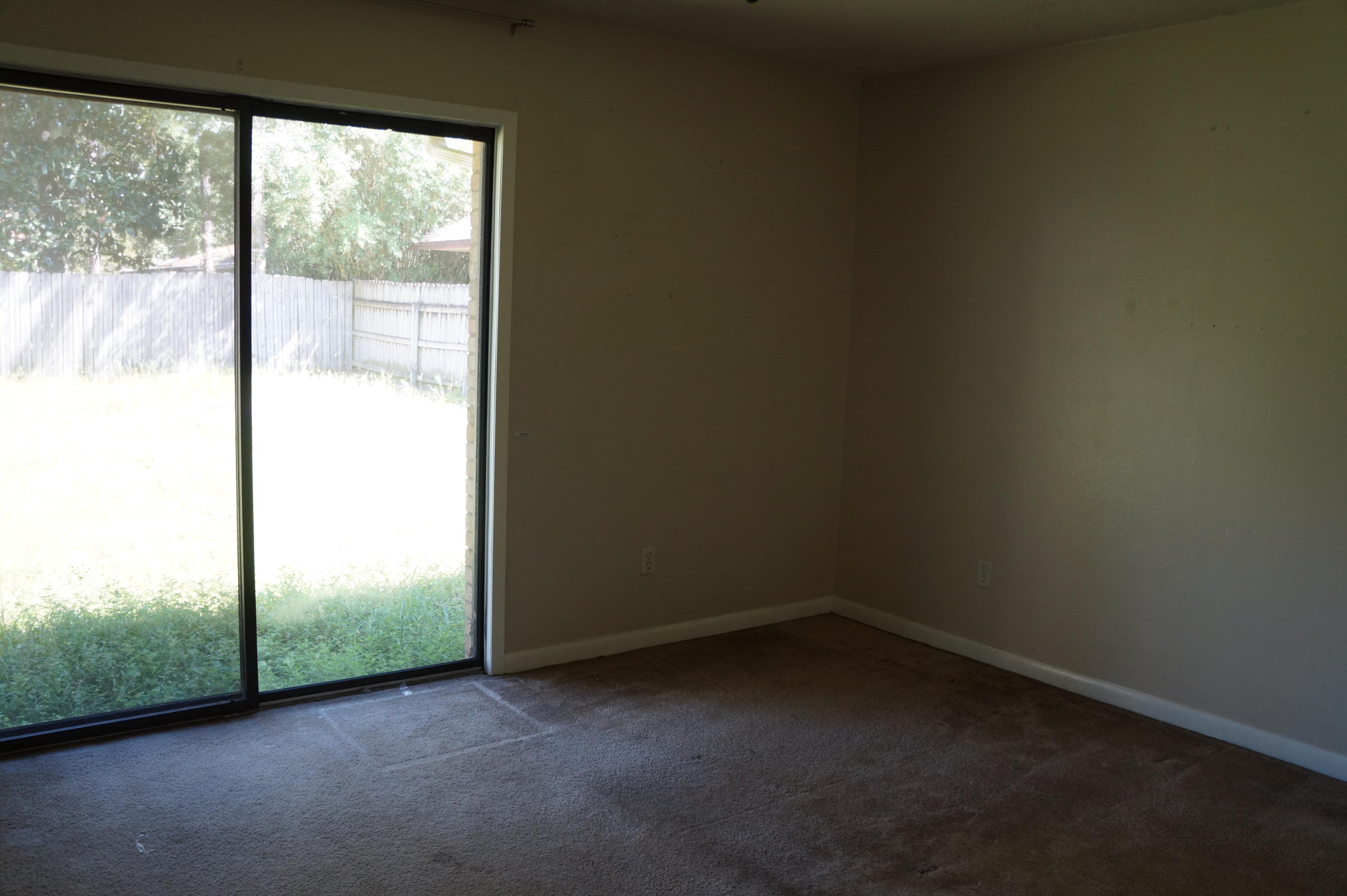 PINEWOOD ESTATES - Residential