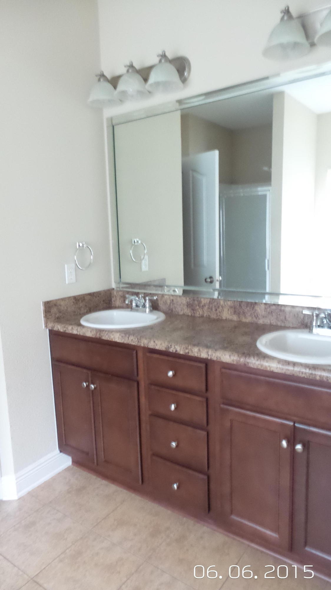 ROLLING RIDGE S/D - Residential Lease
