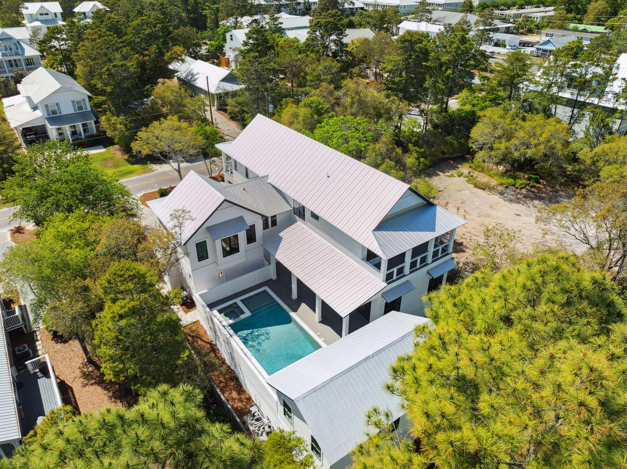 EASTERN LAKE S/D - Residential