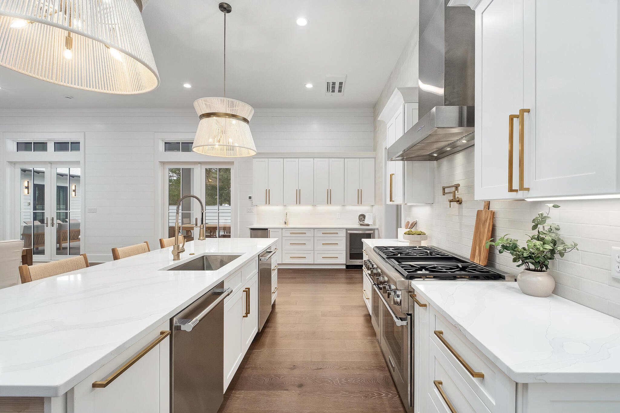 EASTERN LAKE S/D - Residential