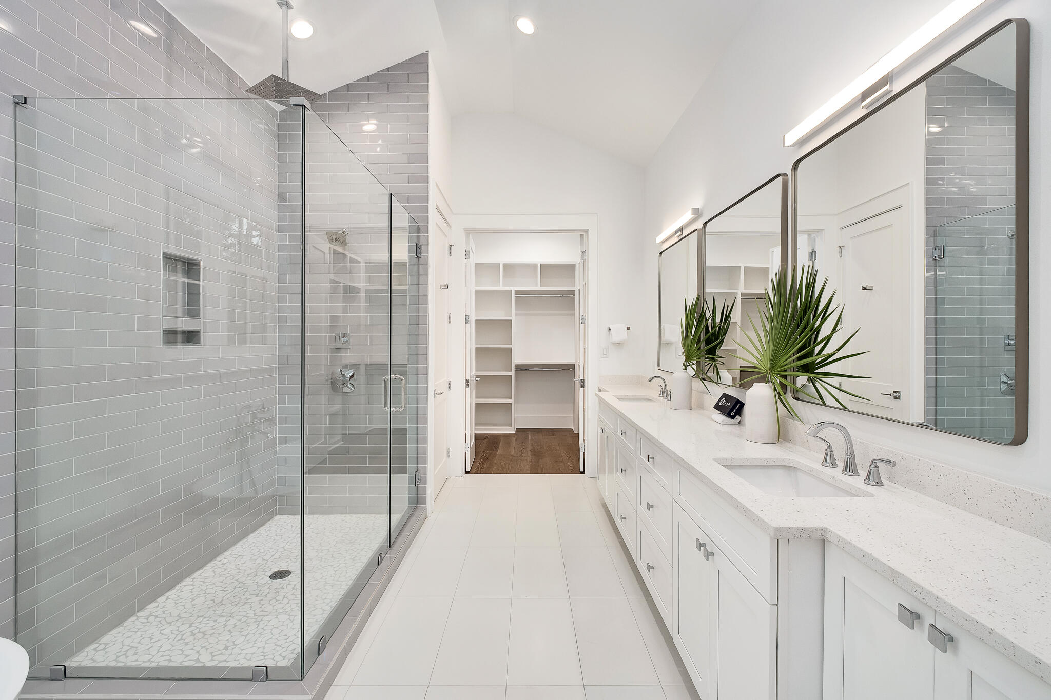 EASTERN LAKE S/D - Residential