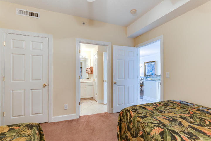 EMERALD ISLE - Residential