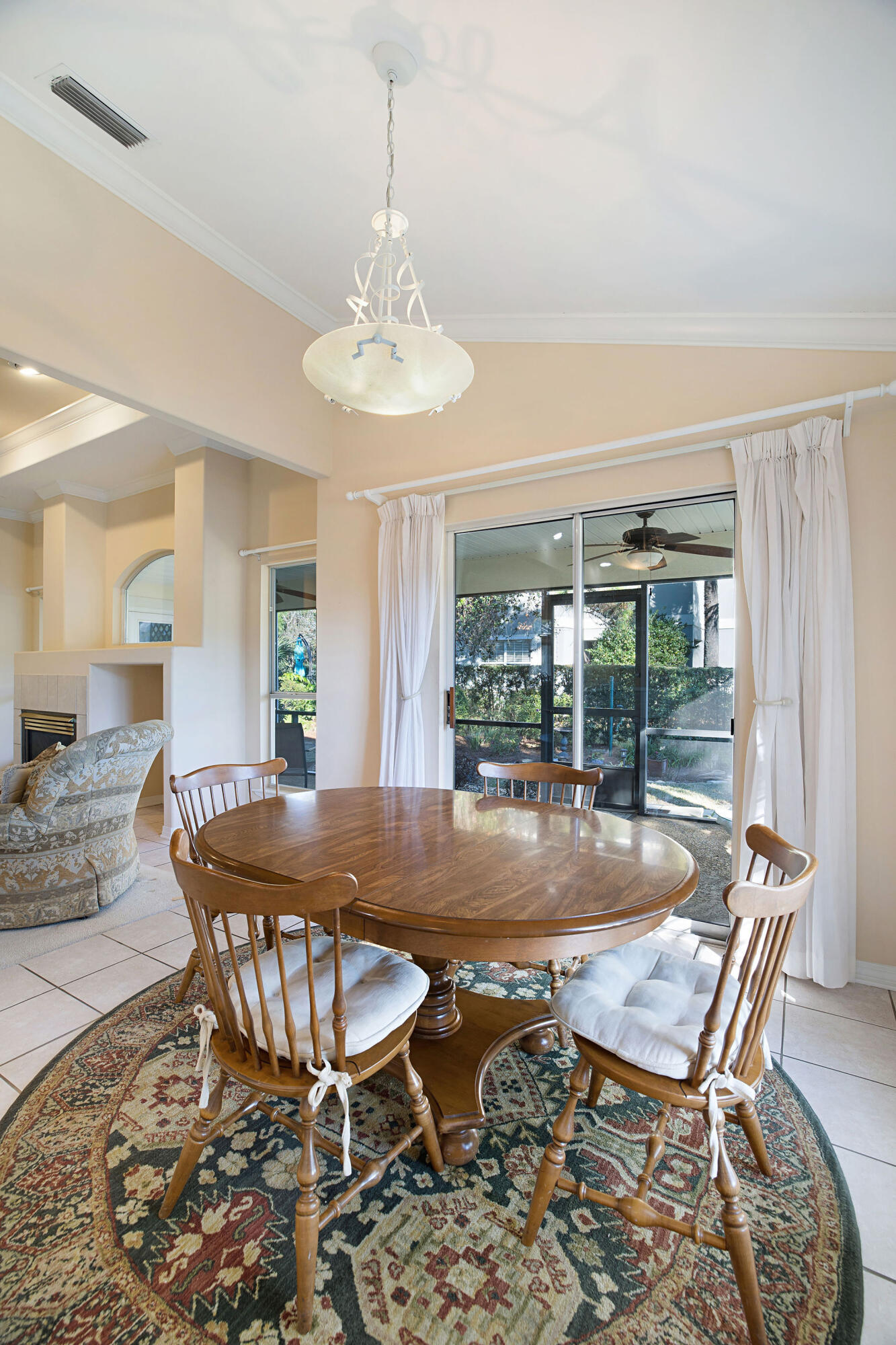 EMERALD LAKES PH 1 - Residential