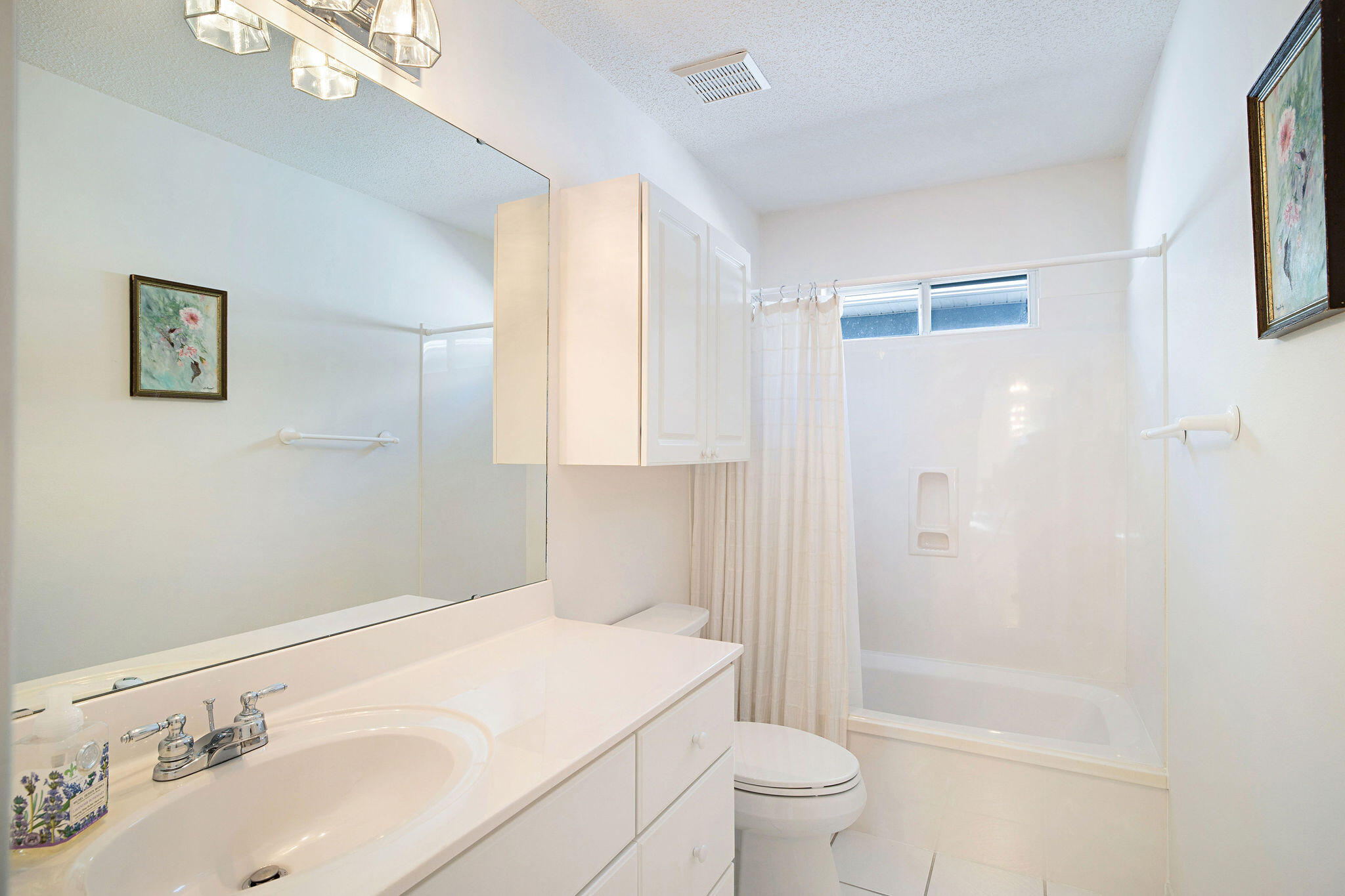 EMERALD LAKES PH 1 - Residential