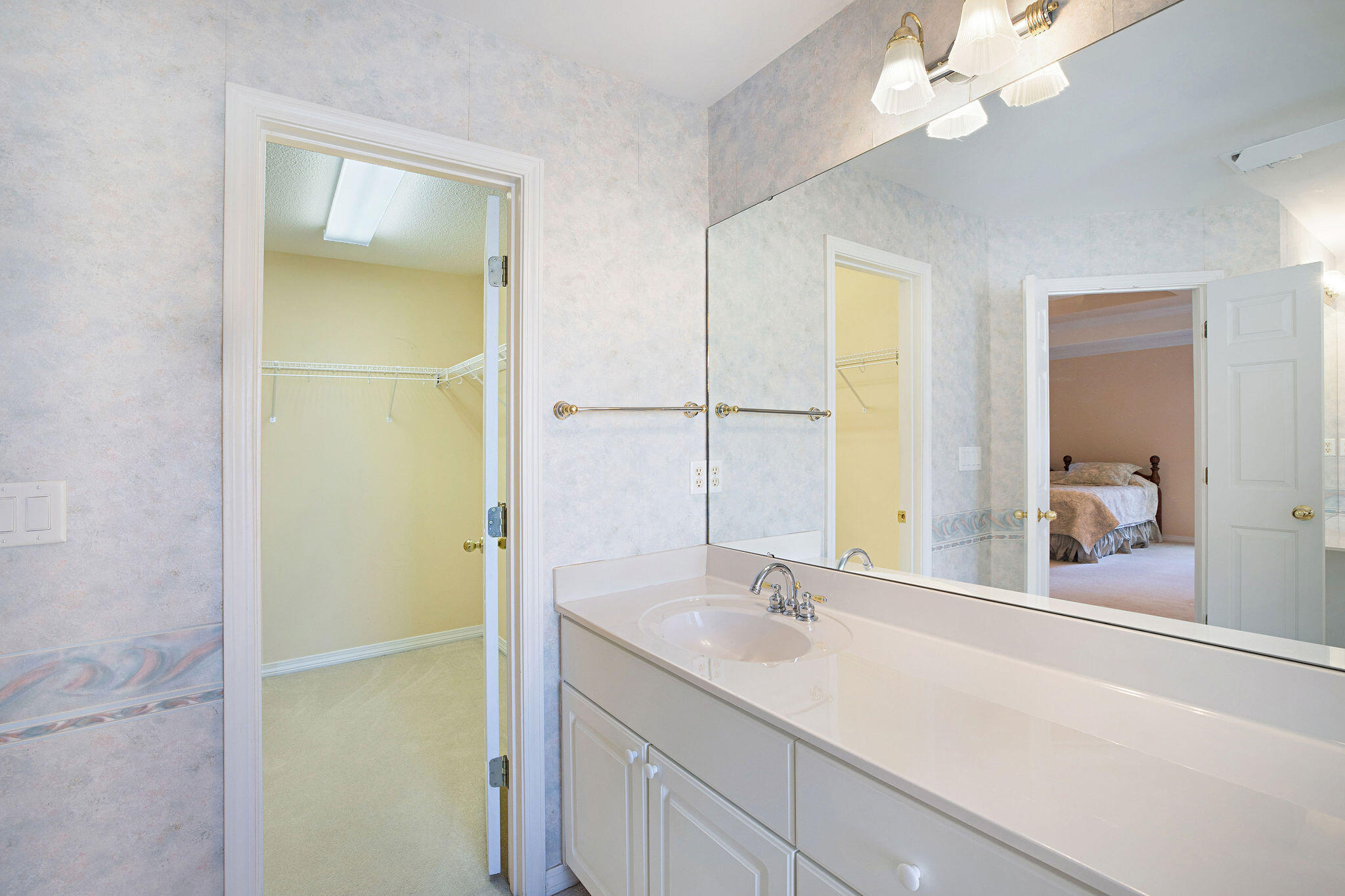 EMERALD LAKES PH 1 - Residential