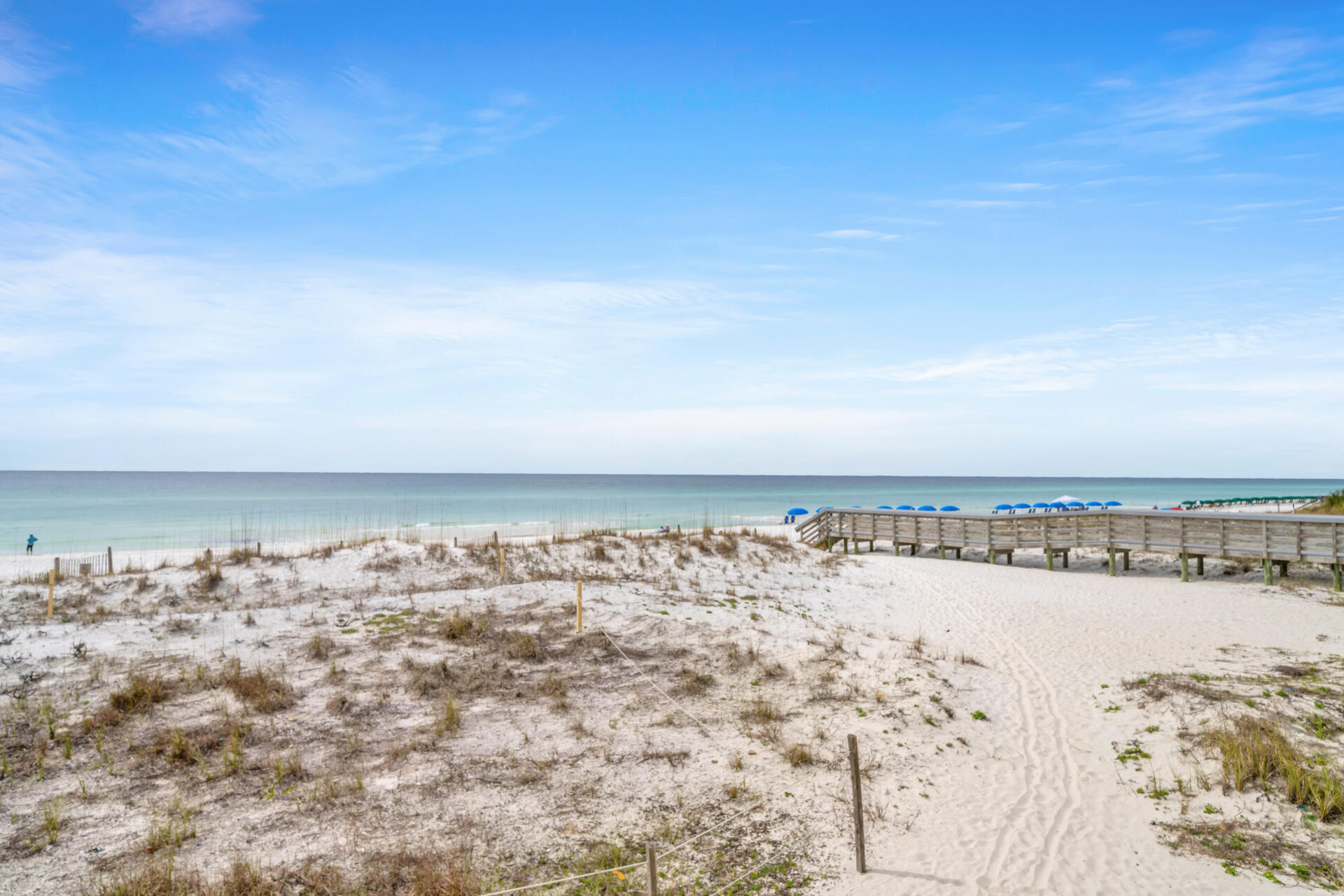 SURF DWELLER CONDO - Residential