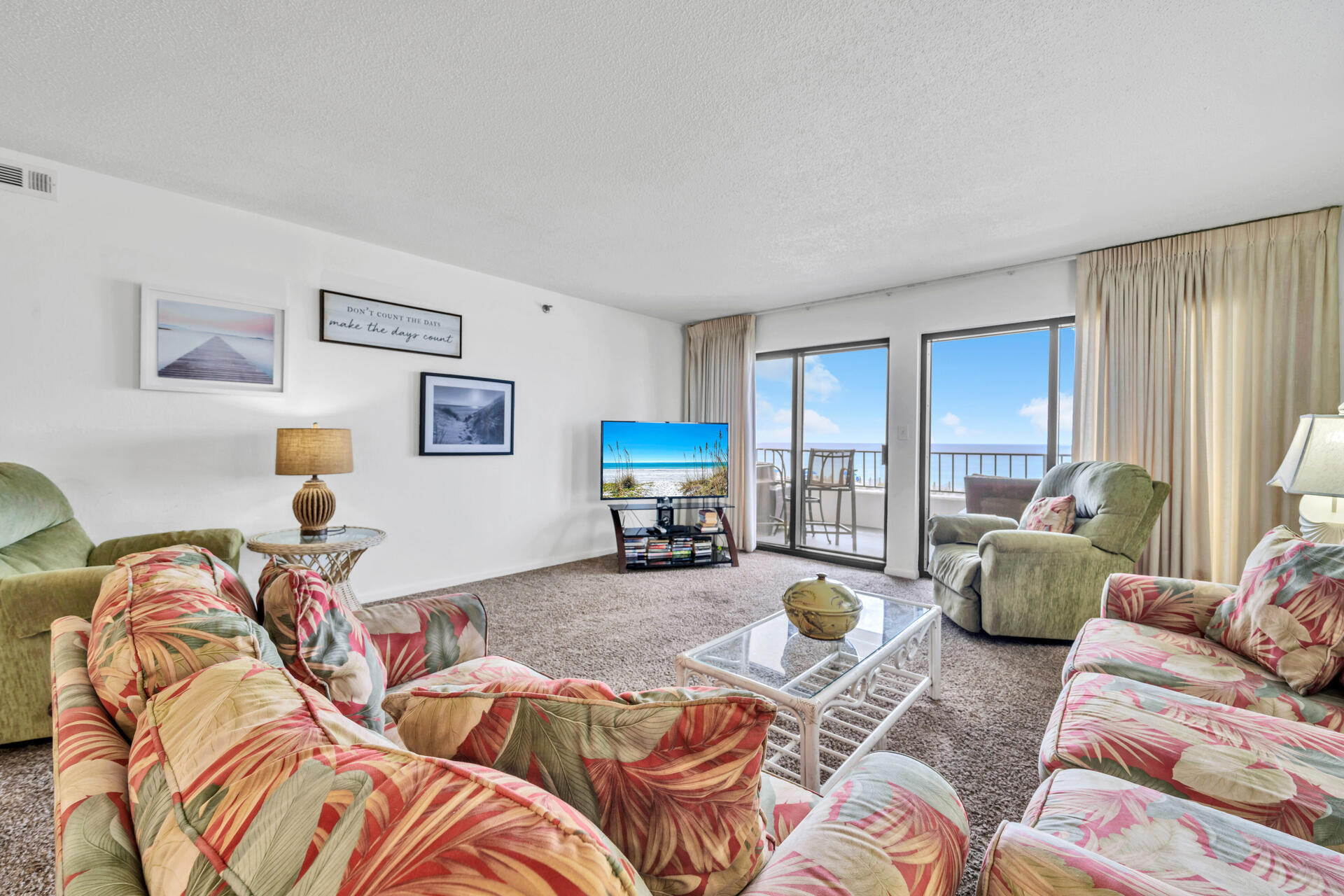 SURF DWELLER CONDO - Residential