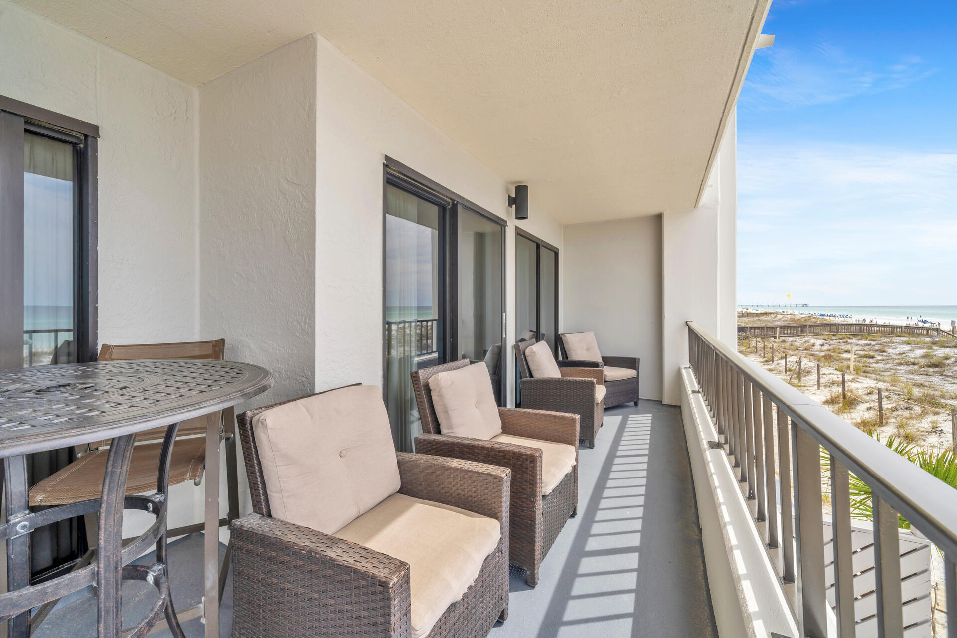 SURF DWELLER CONDO - Residential