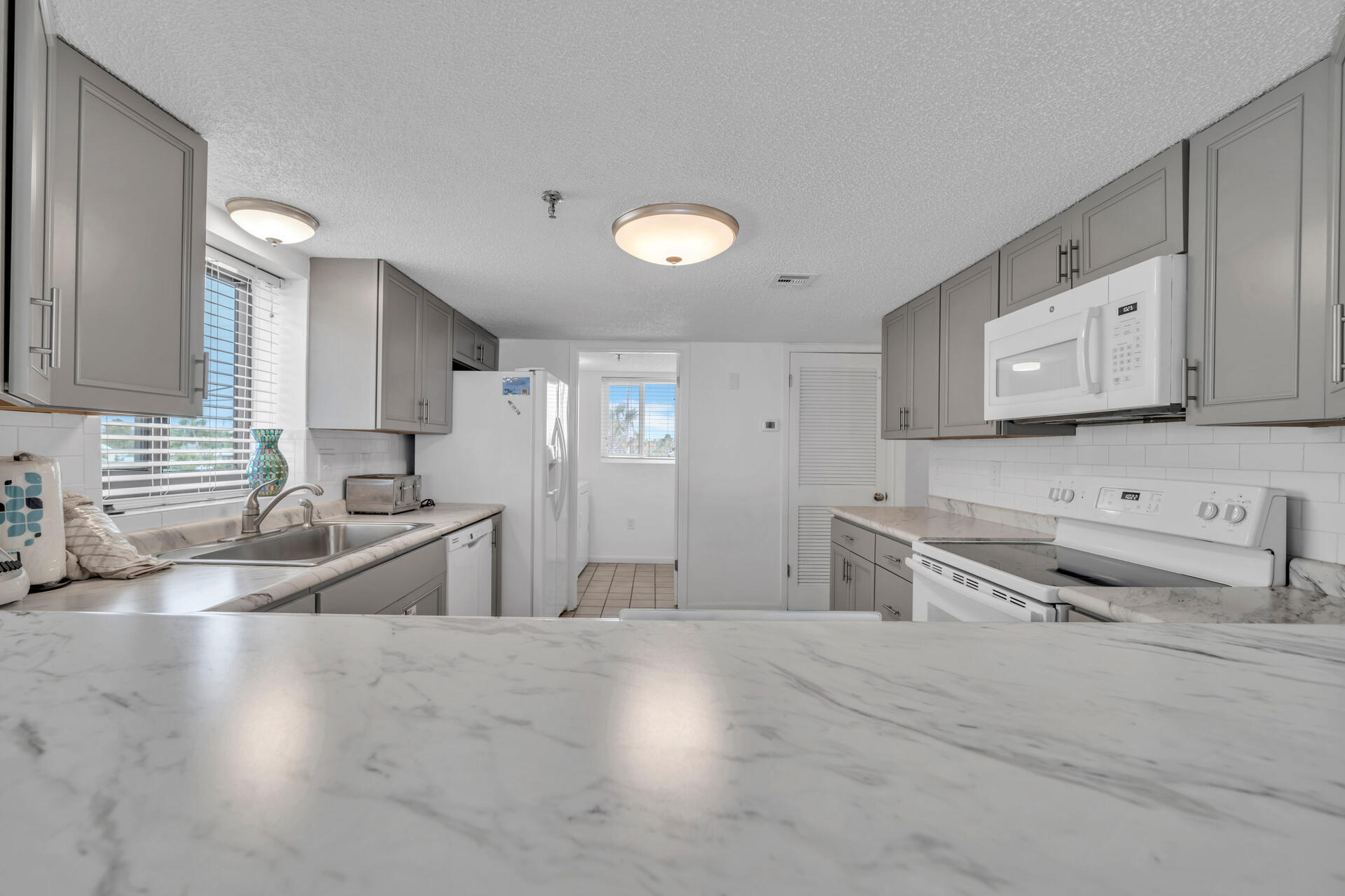 SURF DWELLER CONDO - Residential