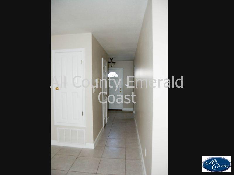 EMERALD ESTATES - Residential Lease