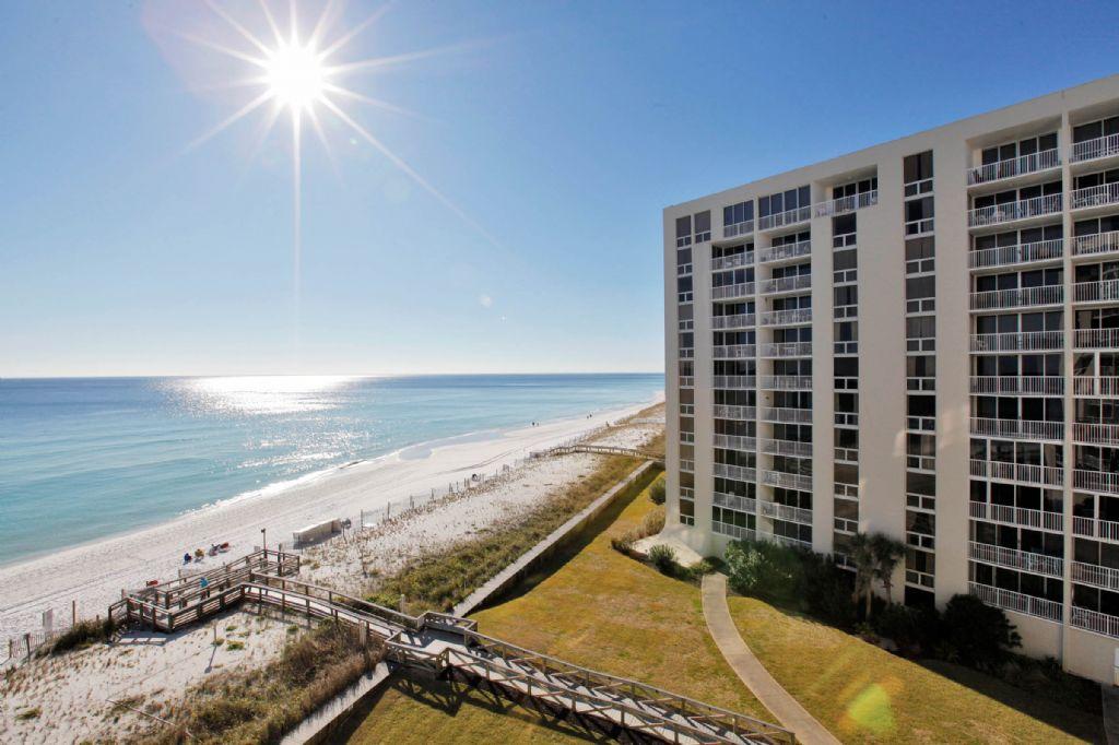 SHORELINE TOWERS 1 - Residential