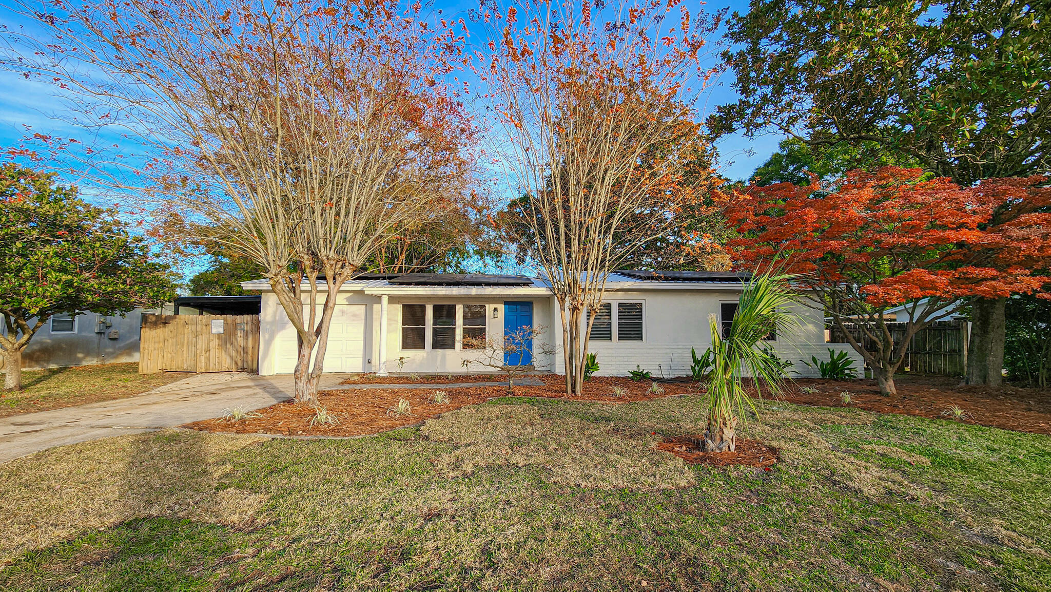 OAK TREE PARK - Residential