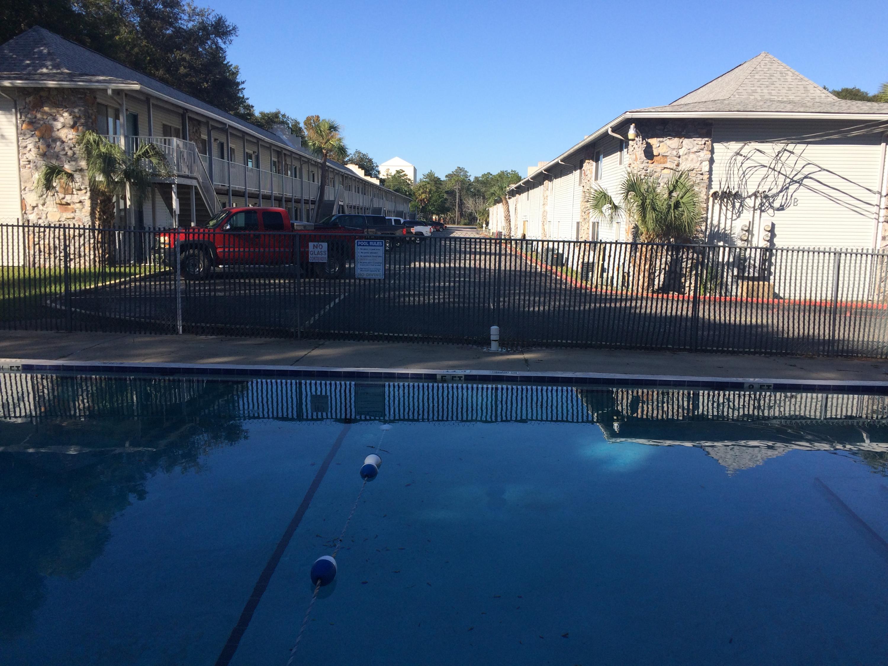 COLLEGE PARK CONDOMINIUMS - Residential Lease