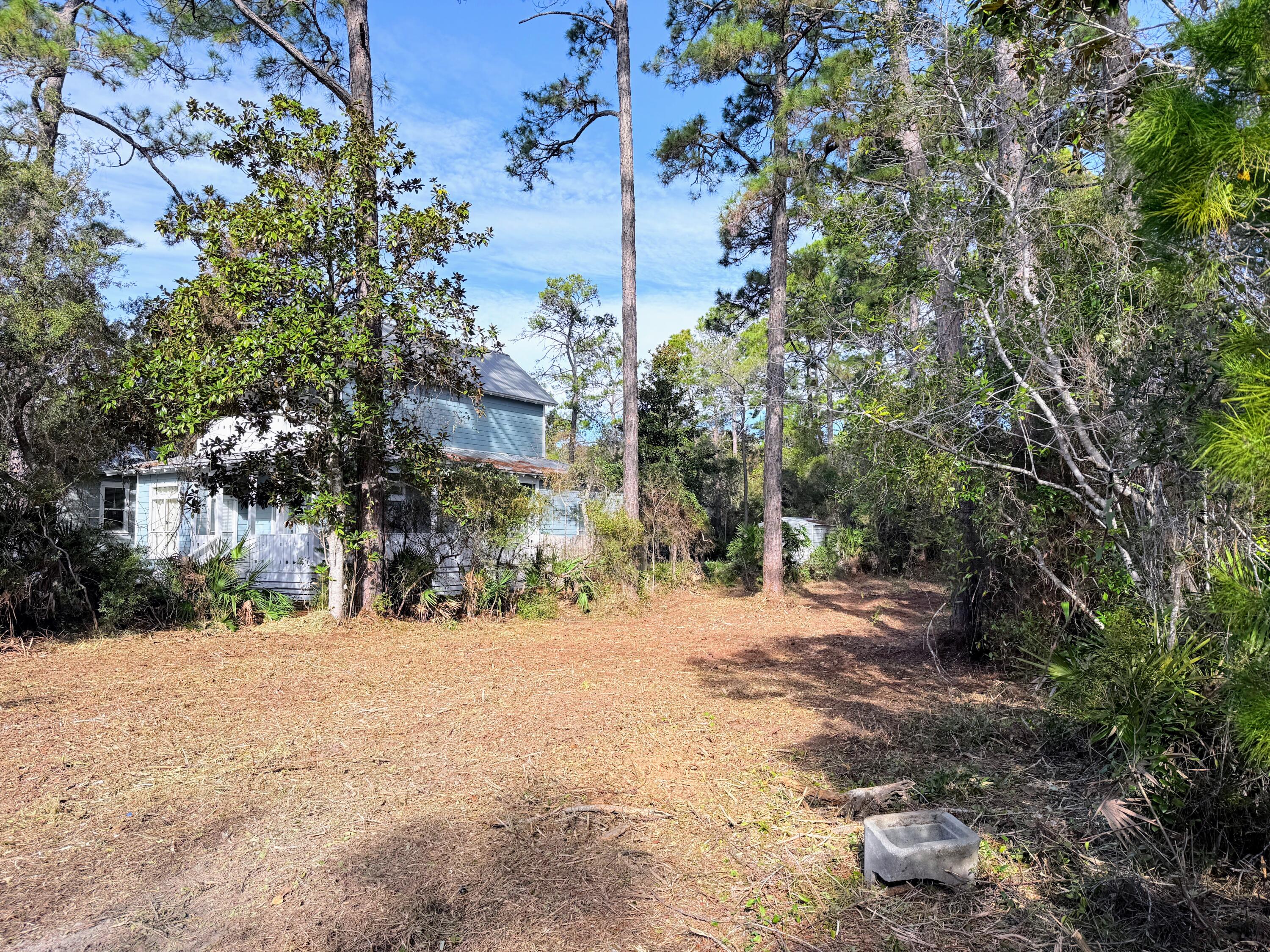 MAGNOLIA BEACH - Land