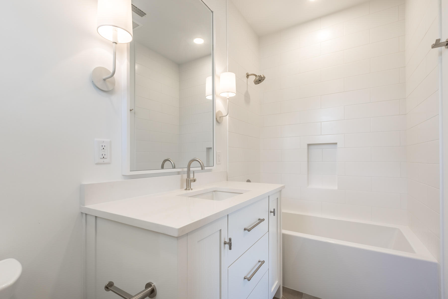 GRAYTON BEACH - Residential