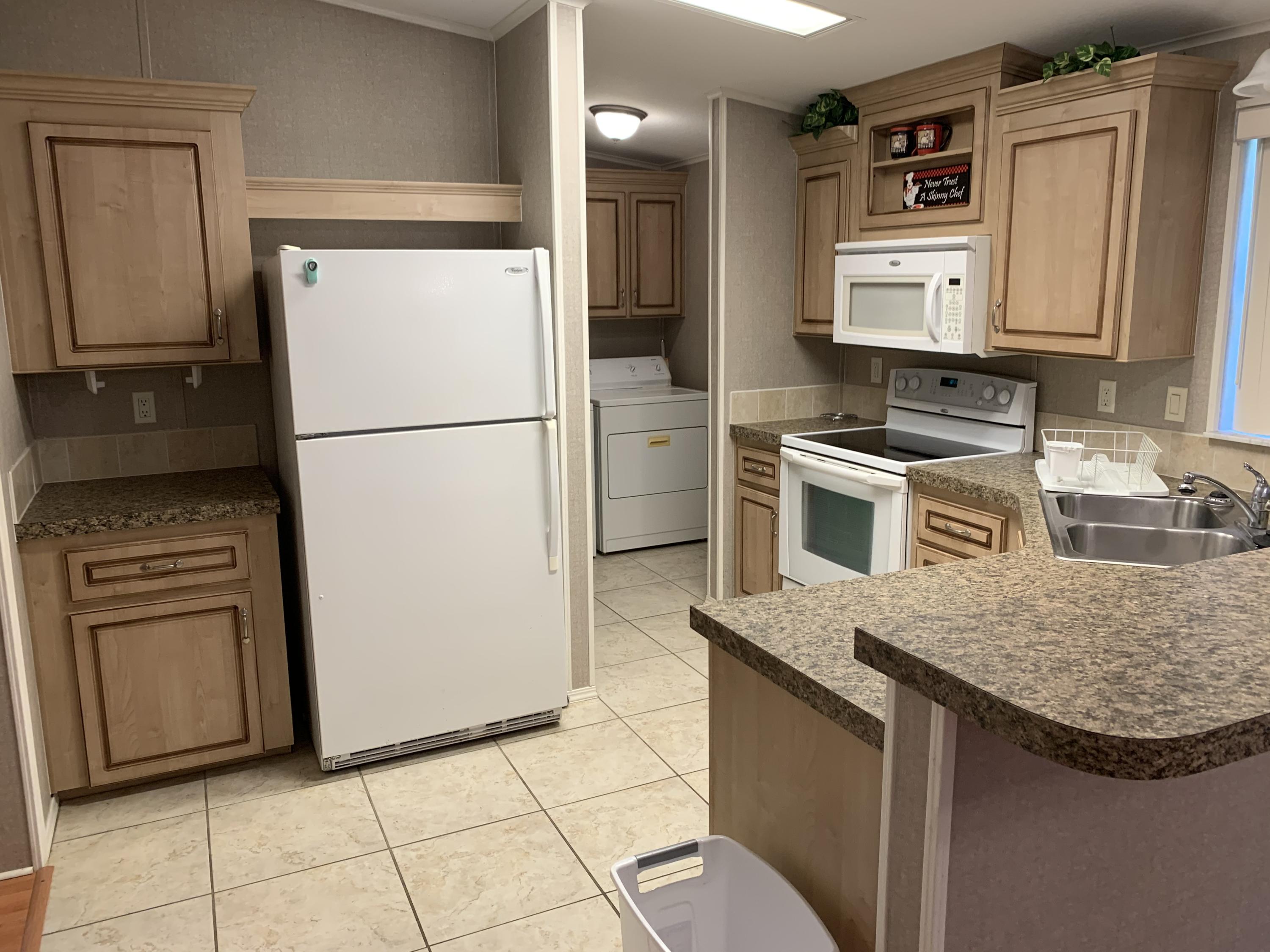 METES & BOUNDS - Residential Lease