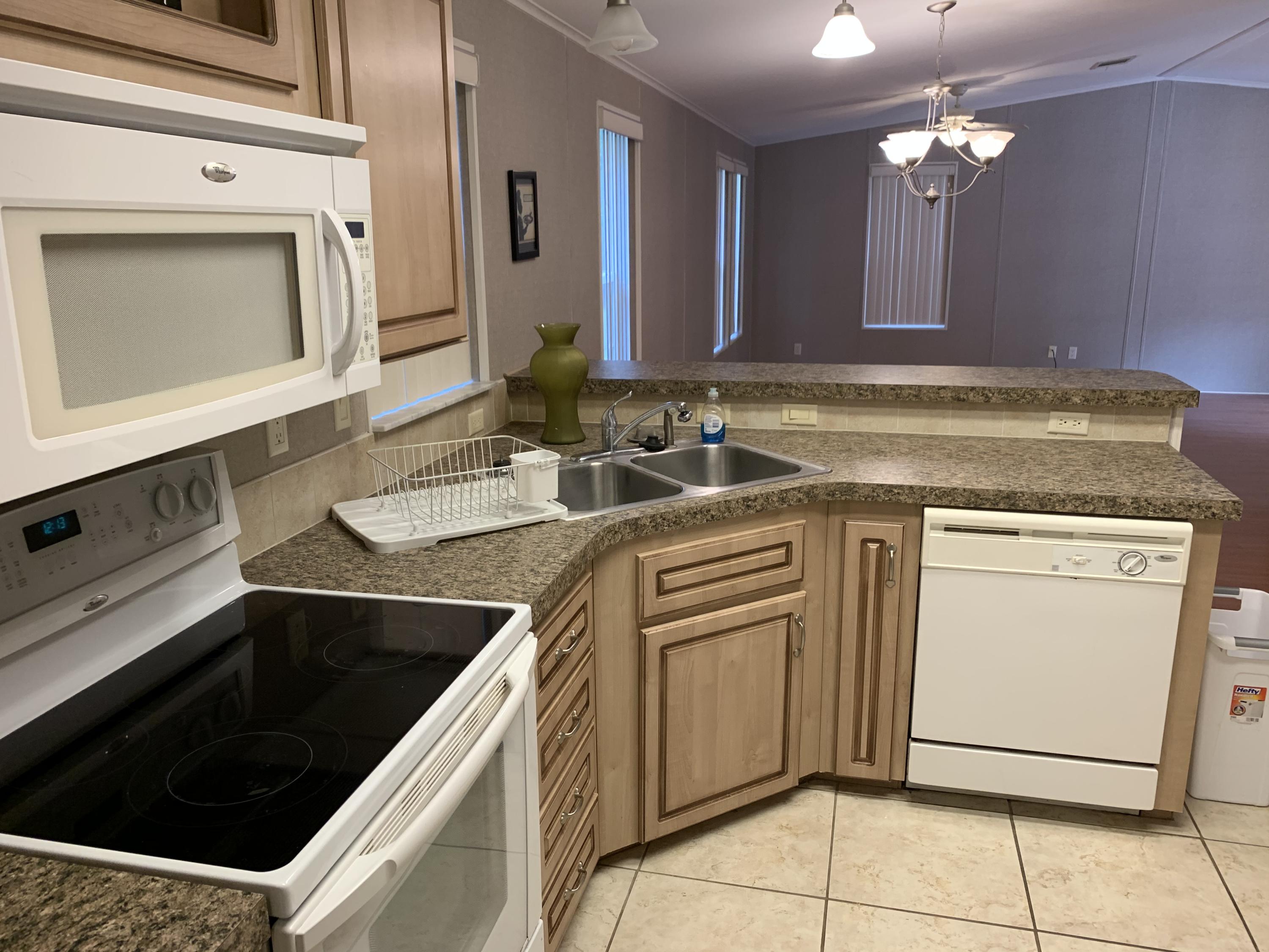 METES & BOUNDS - Residential Lease
