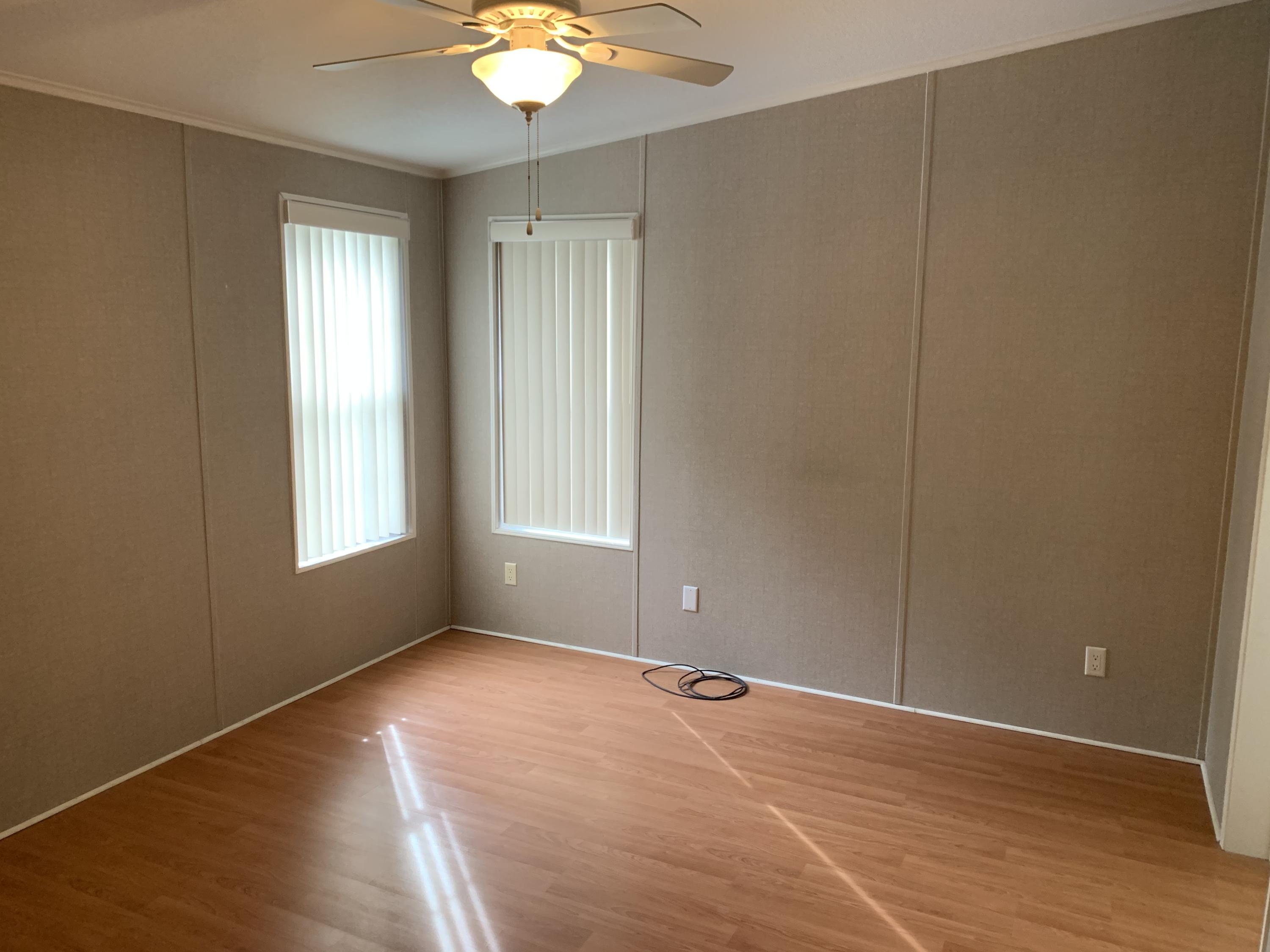 METES & BOUNDS - Residential Lease