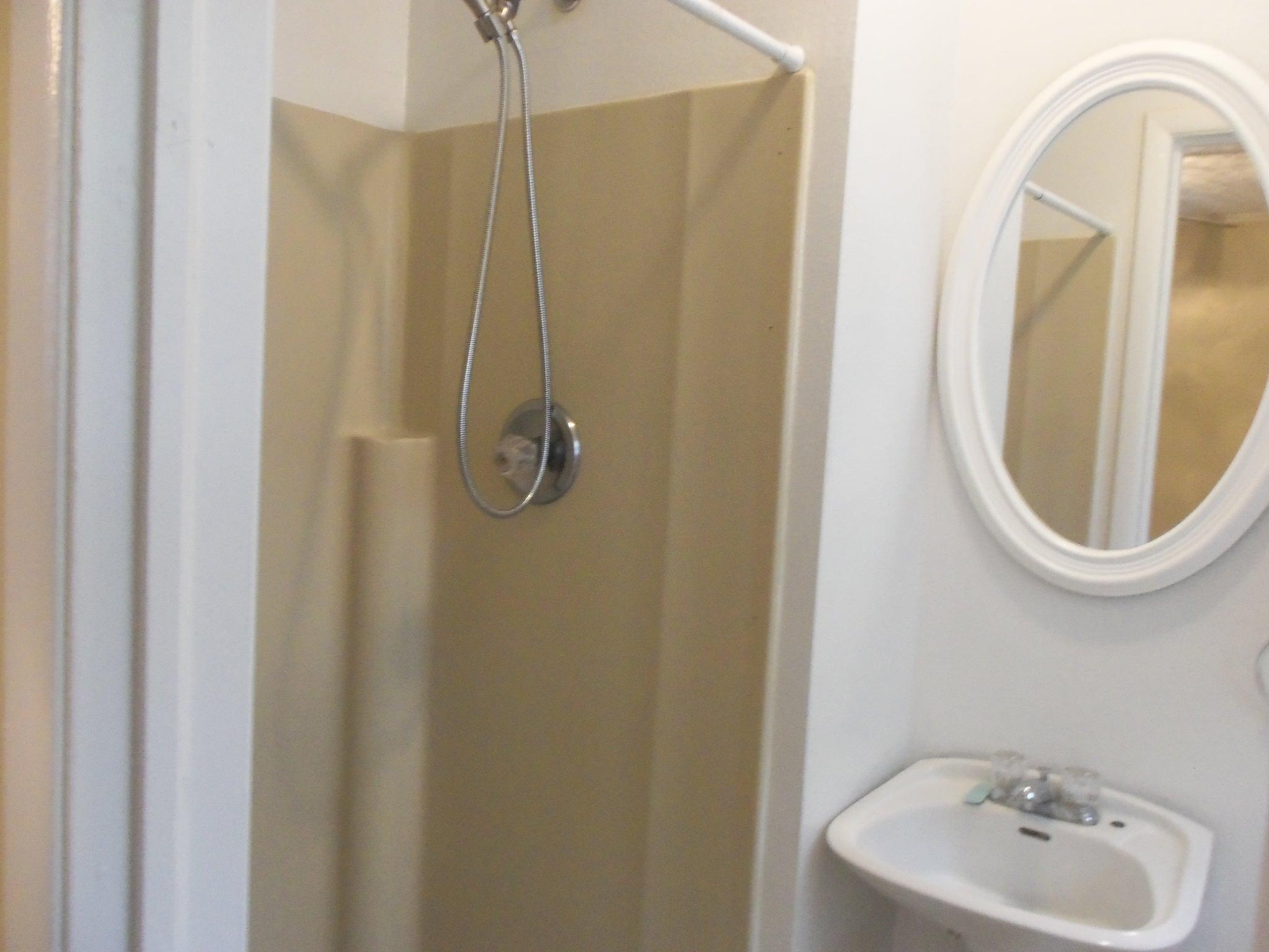 OAKLAND ADDN - Residential Lease