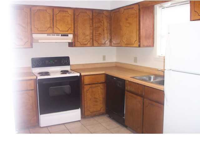 UNRECORDED SUBDIVISION - Residential Lease