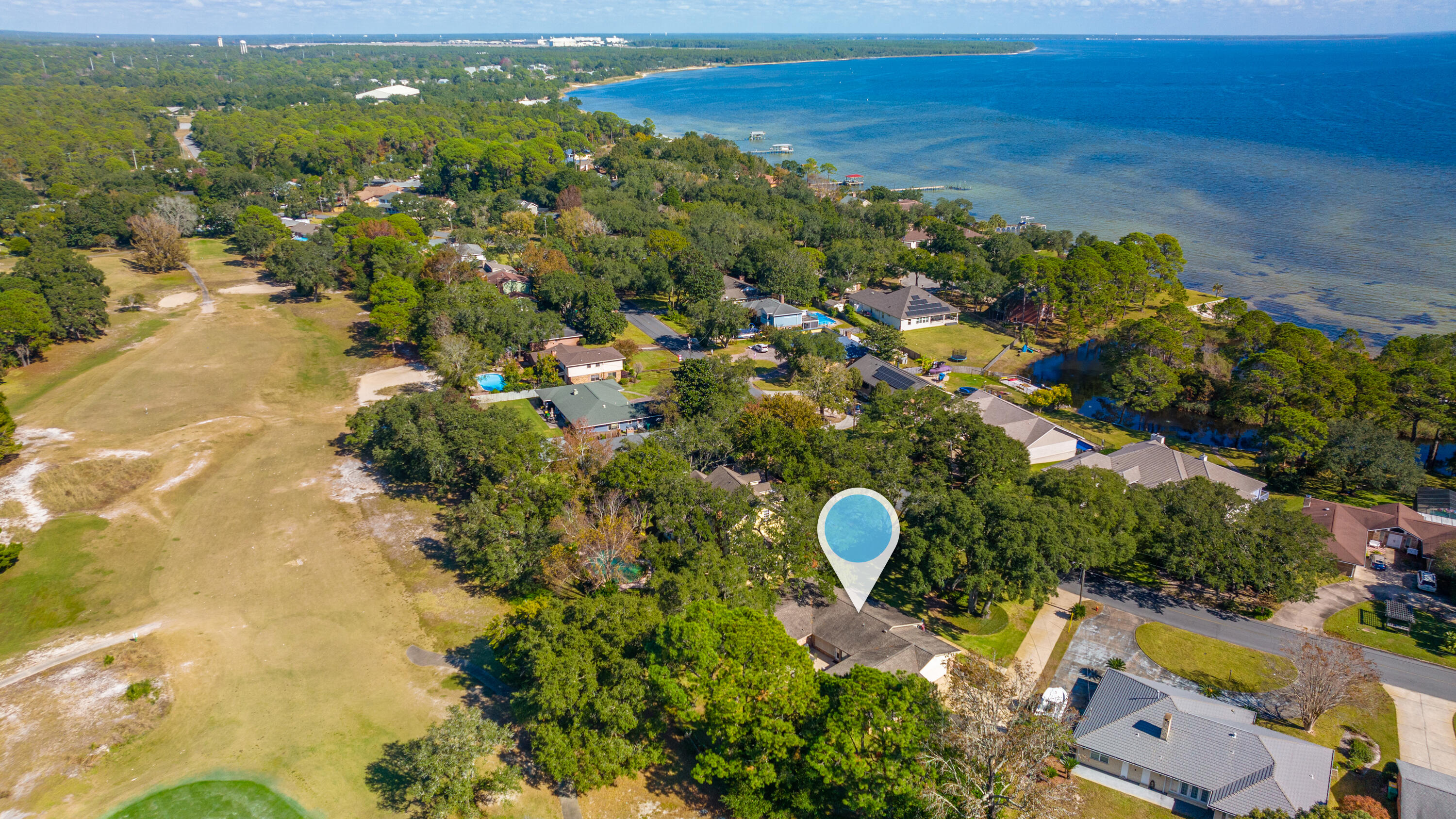 LAKE LORRAINE ESTATE - Residential