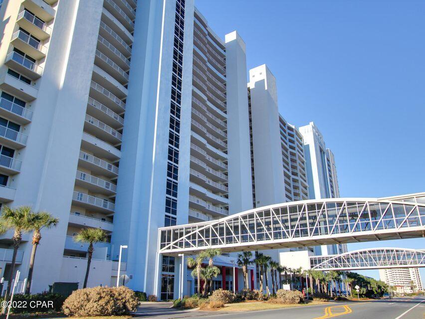 MAJESTIC BEACH TOWERS II - Residential