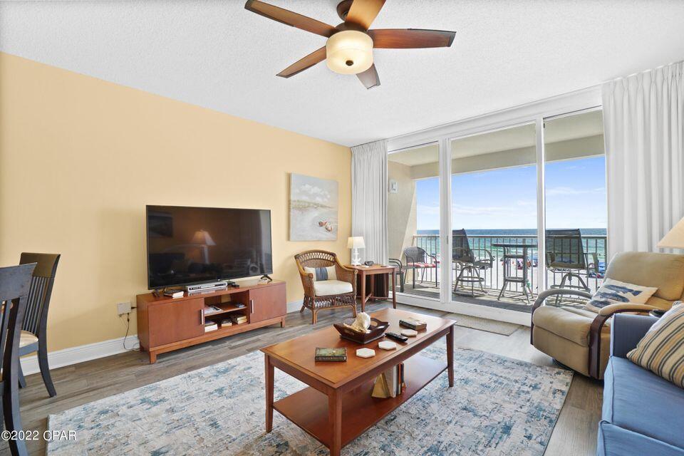 MAJESTIC BEACH TOWERS II - Residential