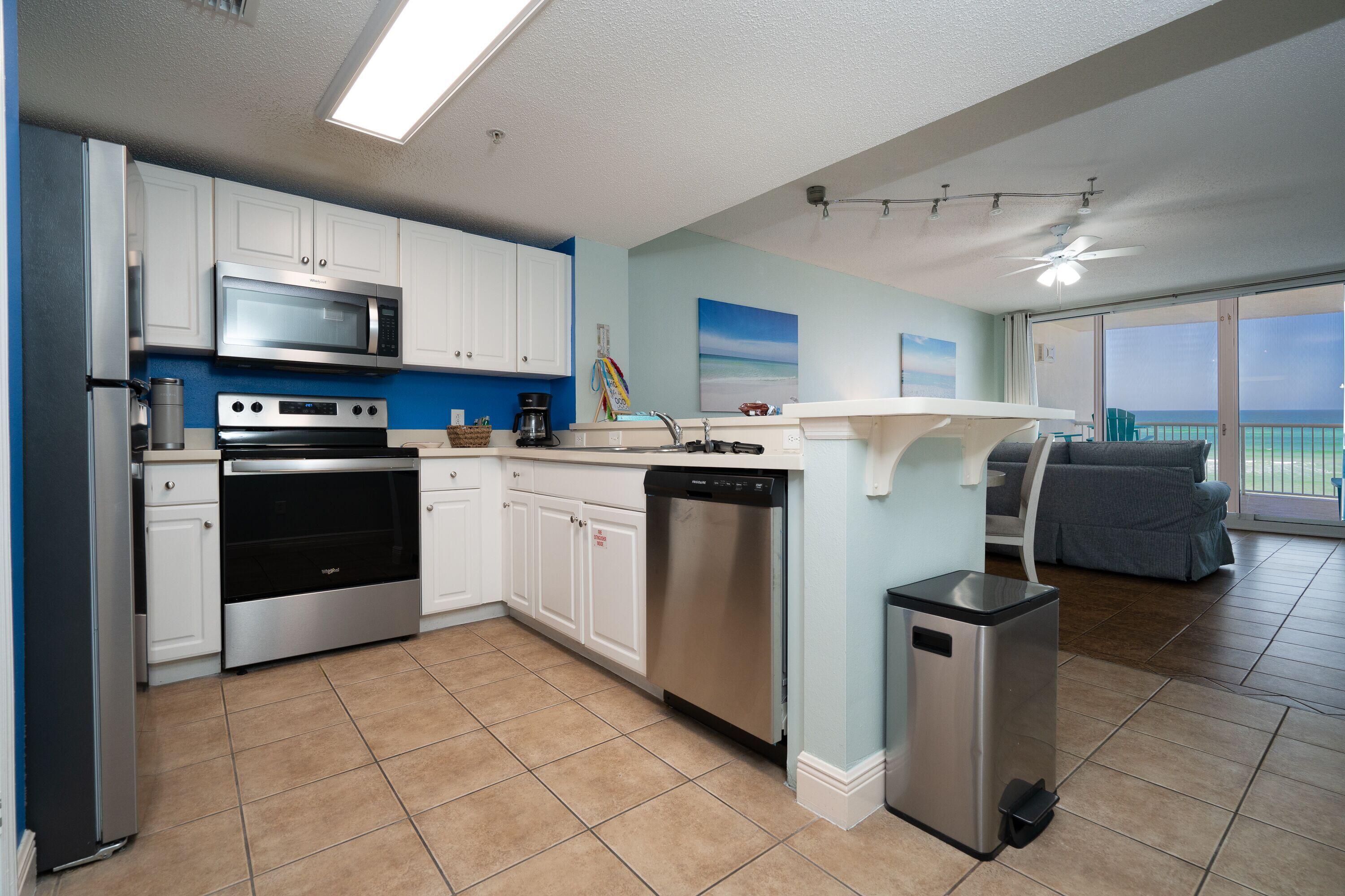 MAJESTIC BEACH TOWERS I - Residential