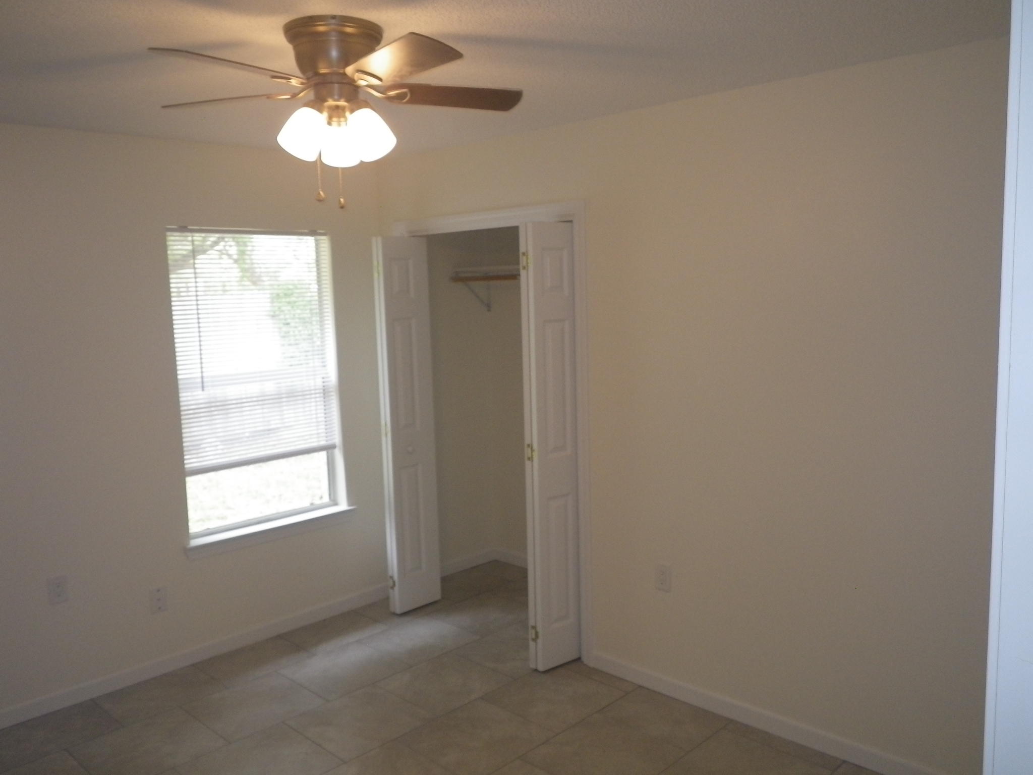 SANDPIPER VILLAGE - Residential Lease