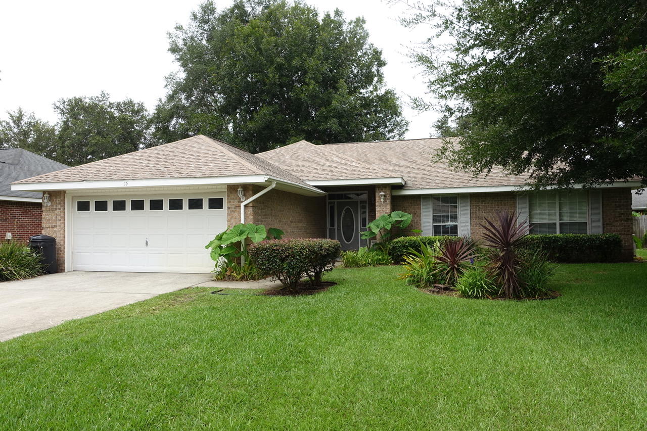 MACK BAYOU POINTE - Residential Lease