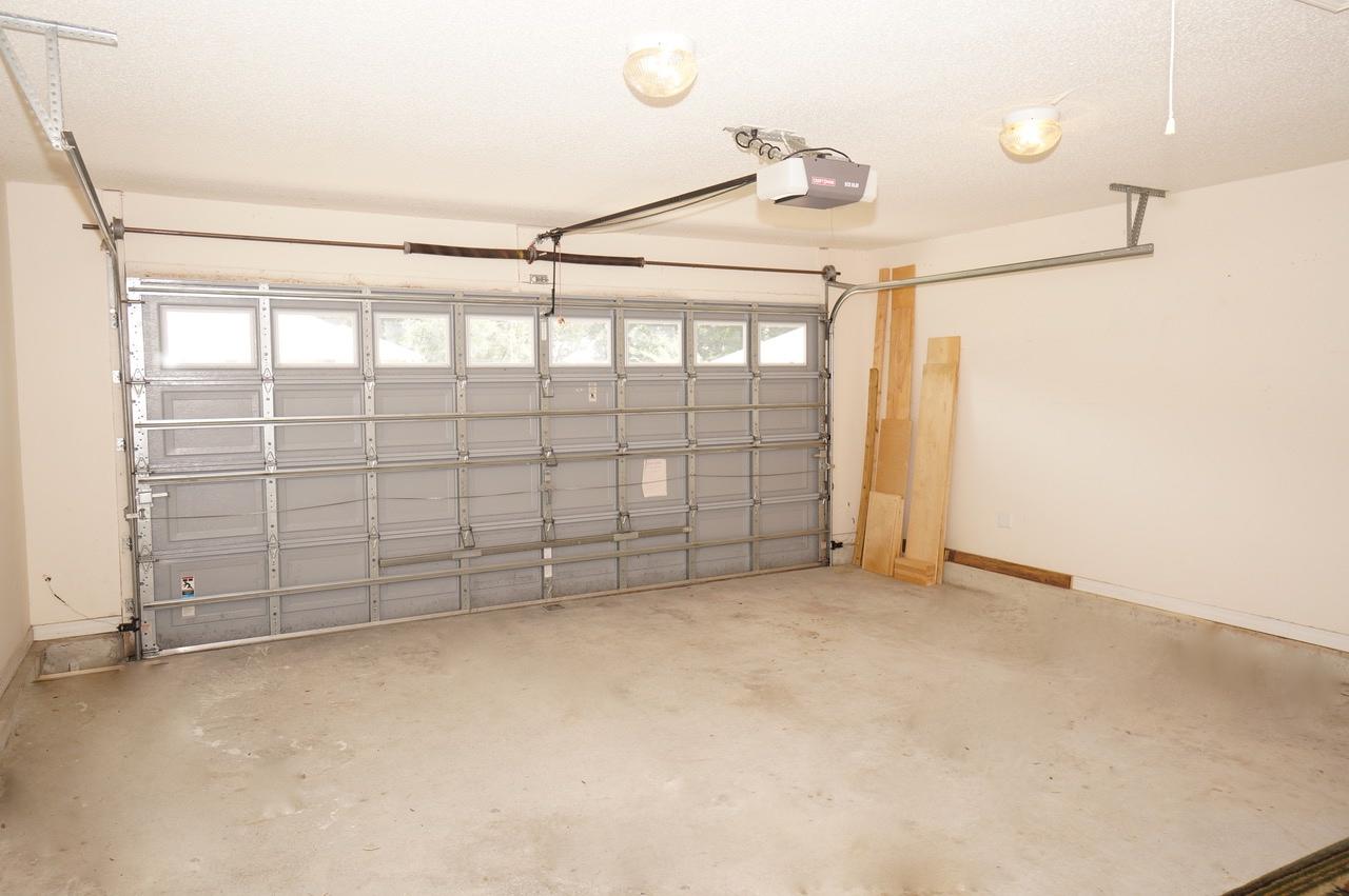 MACK BAYOU POINTE - Residential Lease