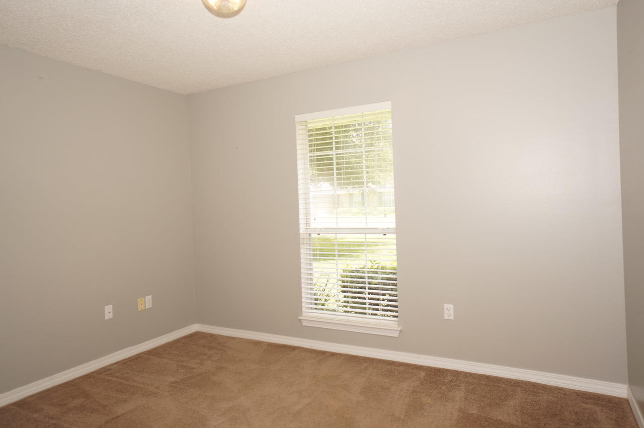 MACK BAYOU POINTE - Residential Lease