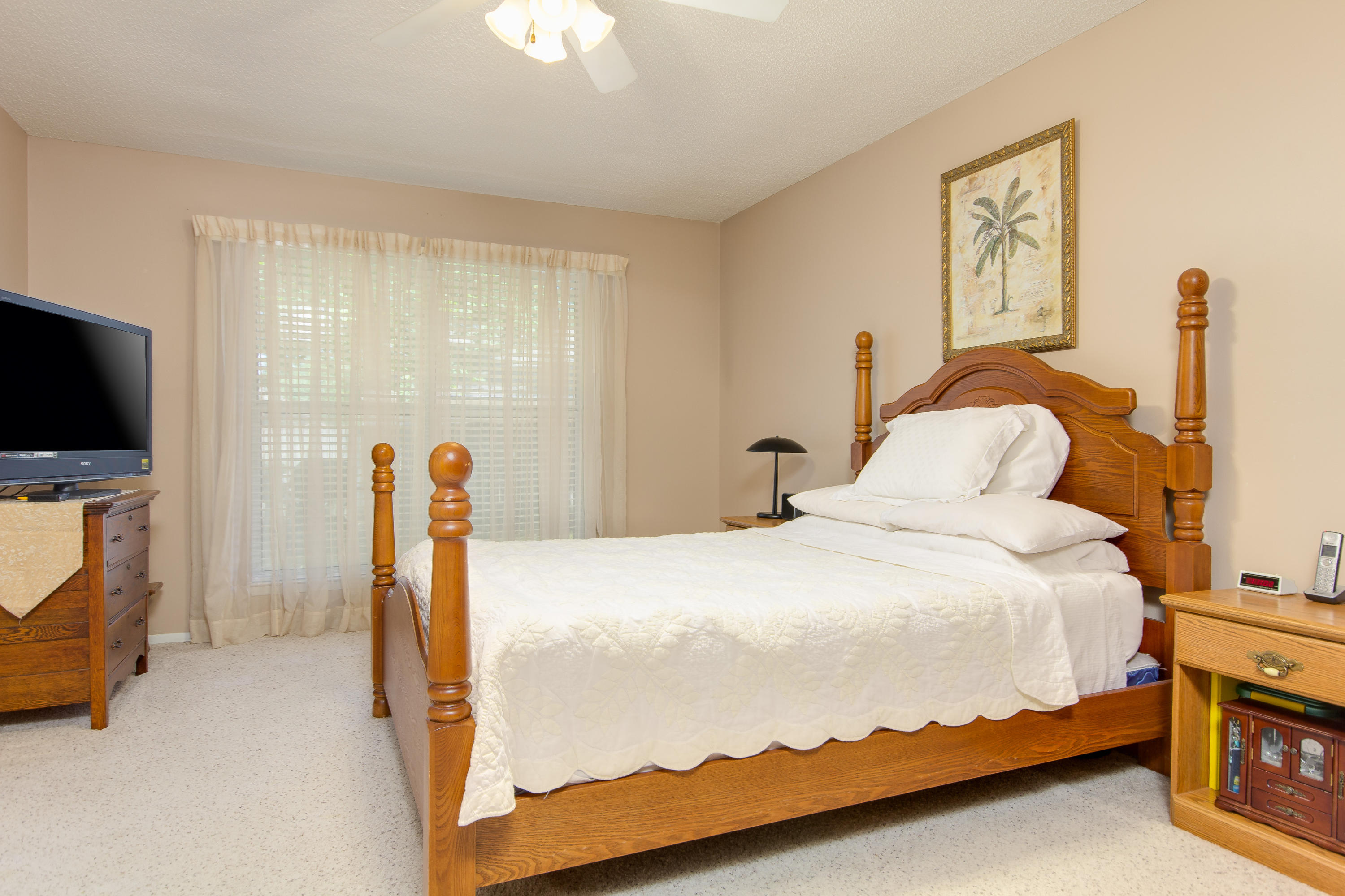 PARKWOOD LANE BLUEWATER BAY - Residential