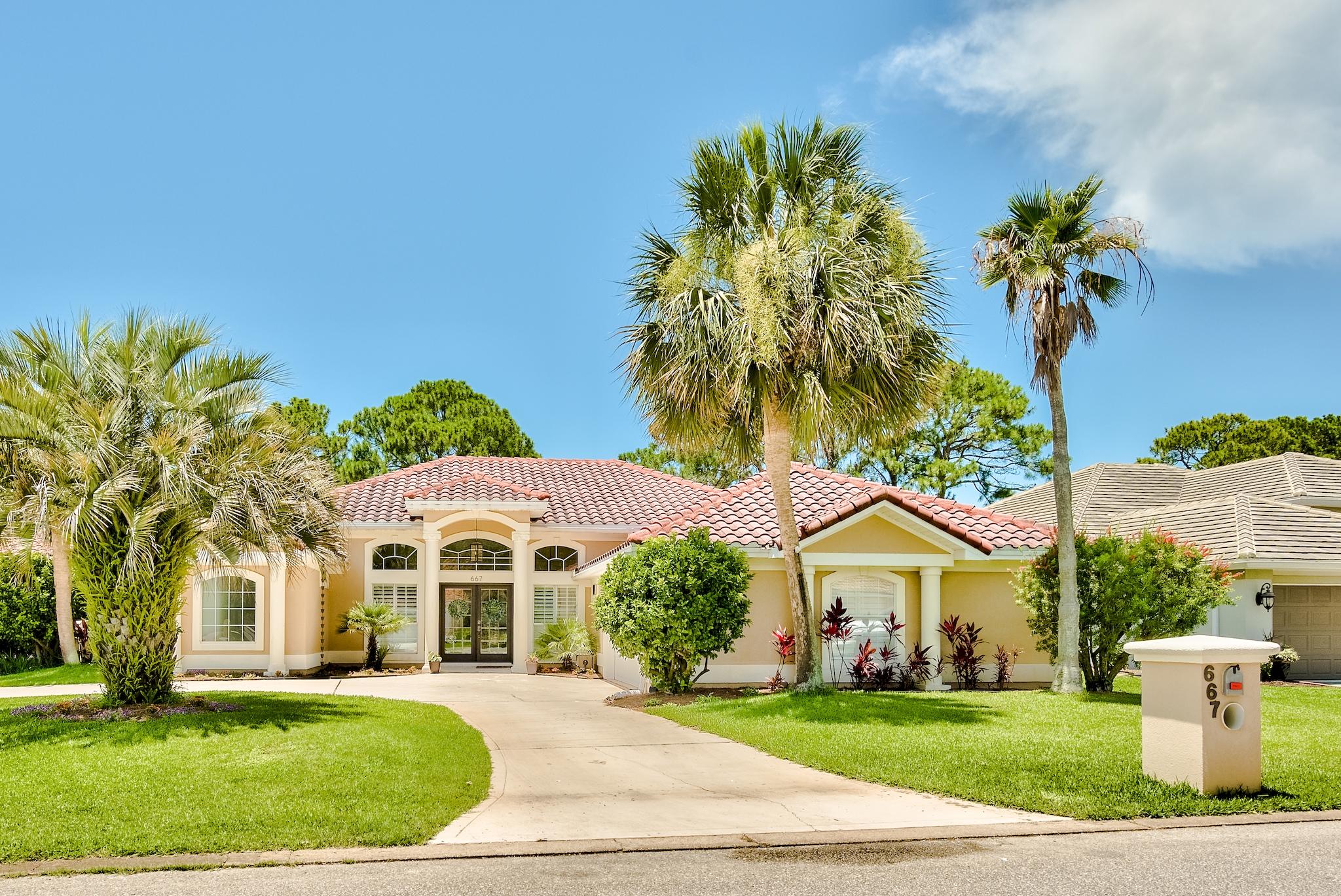 Emerald Bay - Residential
