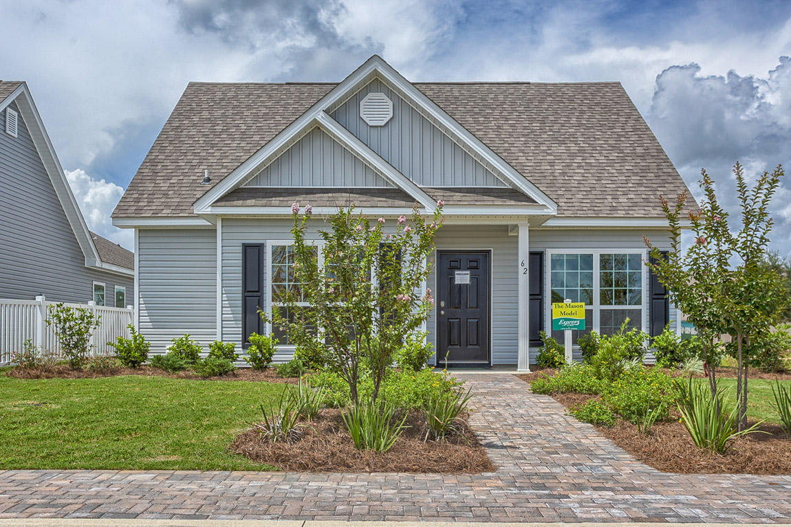 Closing cost incentive provided using builders preferred lender.
The Mason plan has 3 bedrooms, 2 bathrooms and a two car garage. This is a very open plan that offers lots of natural light. Seperate garden tub and shower and large master bedroom. Split bedroom plan
Monthly HOA fees for Schooner Landing Section of $ 293 INCLUDE: Over 200 Cable channels, Access to all pools, 24hour gym, Clubhouse, Movie Theatre, Tennis and Basketball Court, Playground, Bay Club with Fishing Pier. HOA in Schooner Landing also INCLUDES a full landscaping program. Every Yard is Maintained- Cut, fertilized, mulched, irrigation included.