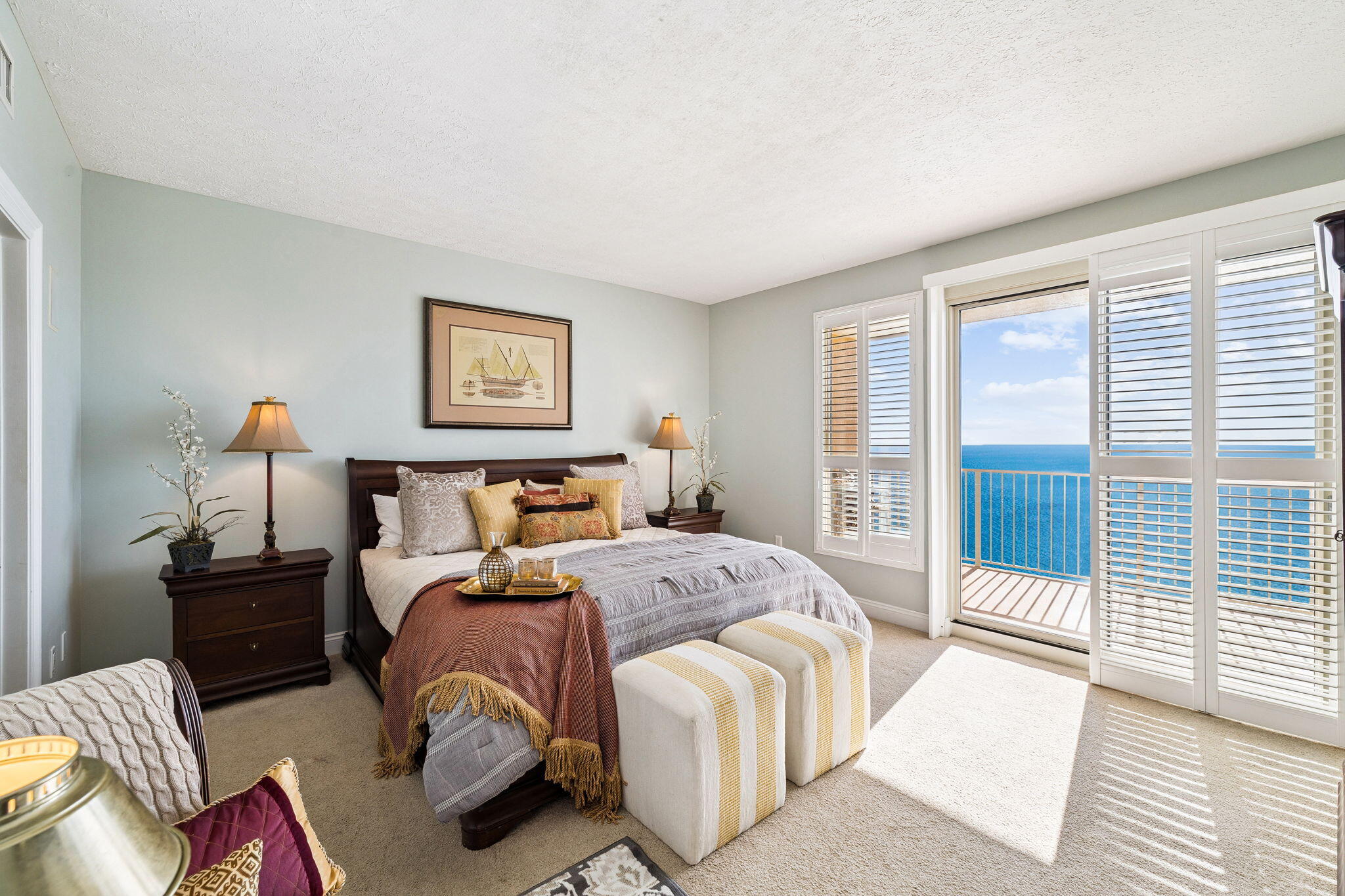 TREASURE ISLAND - Residential