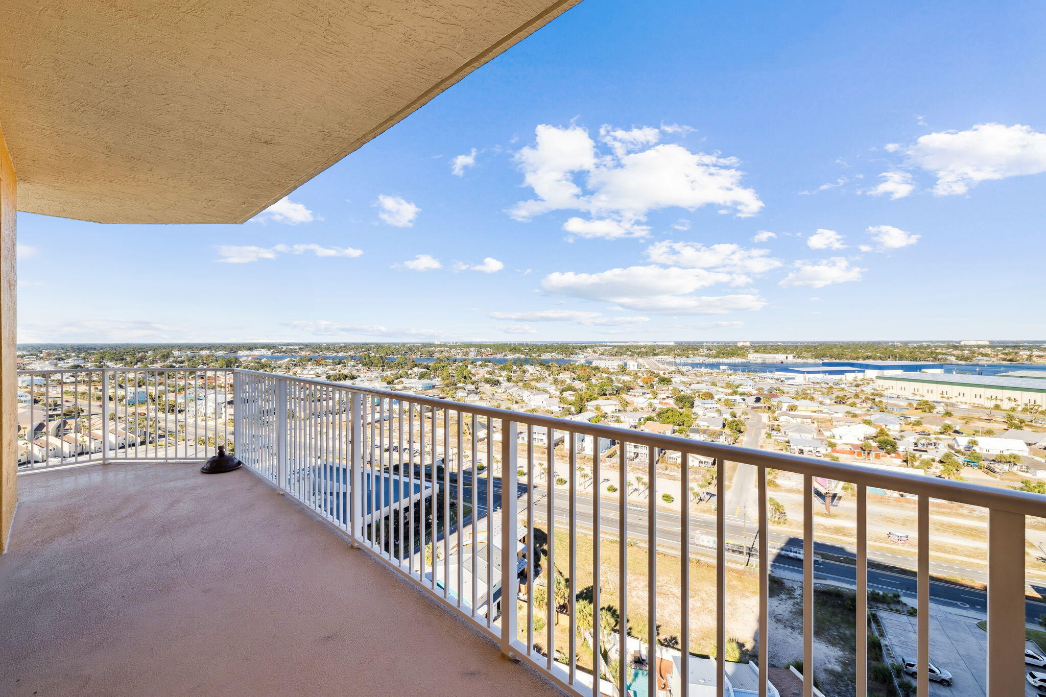 TREASURE ISLAND - Residential