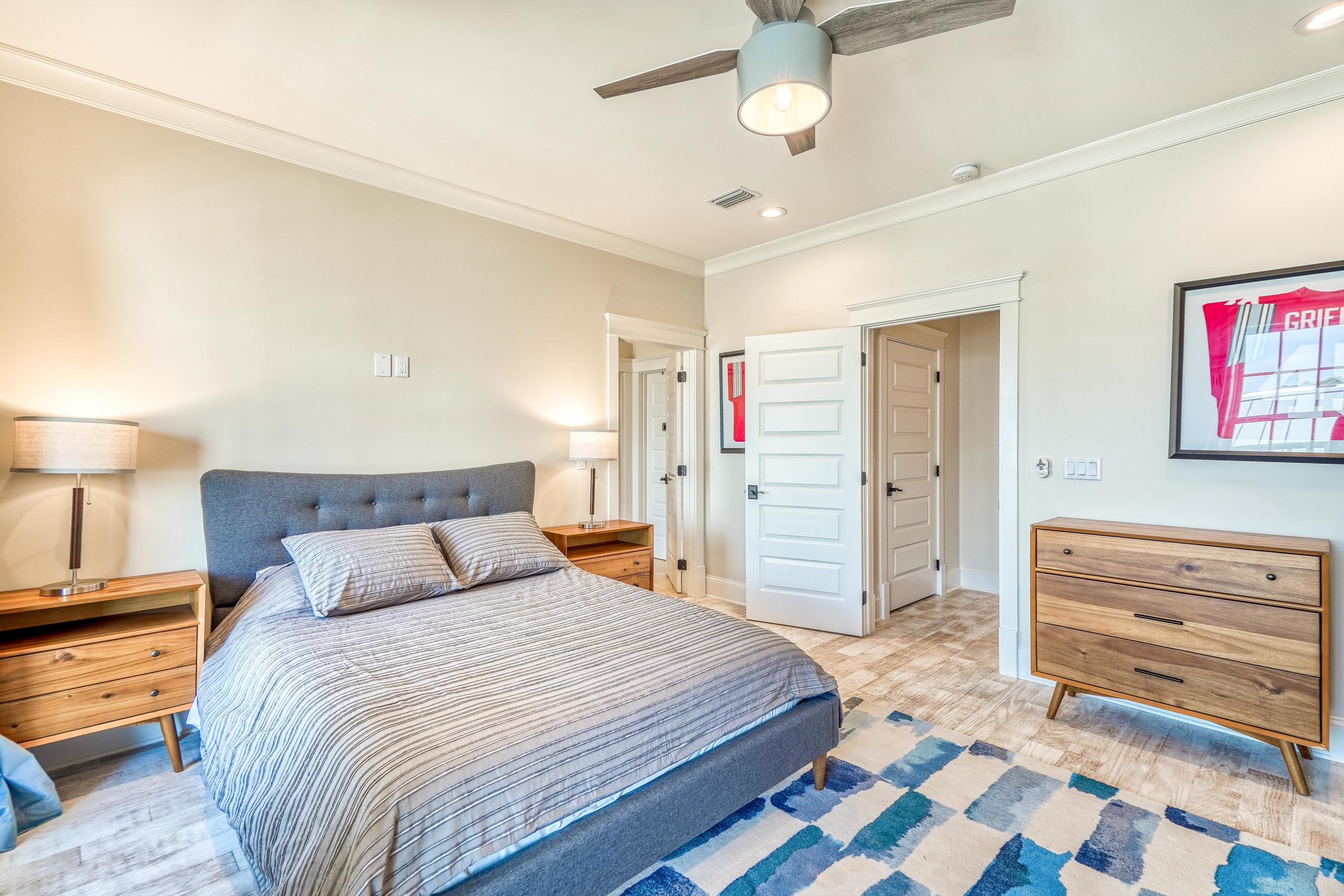 PROMINENCE/LUXURY TOWNHOMES - Residential