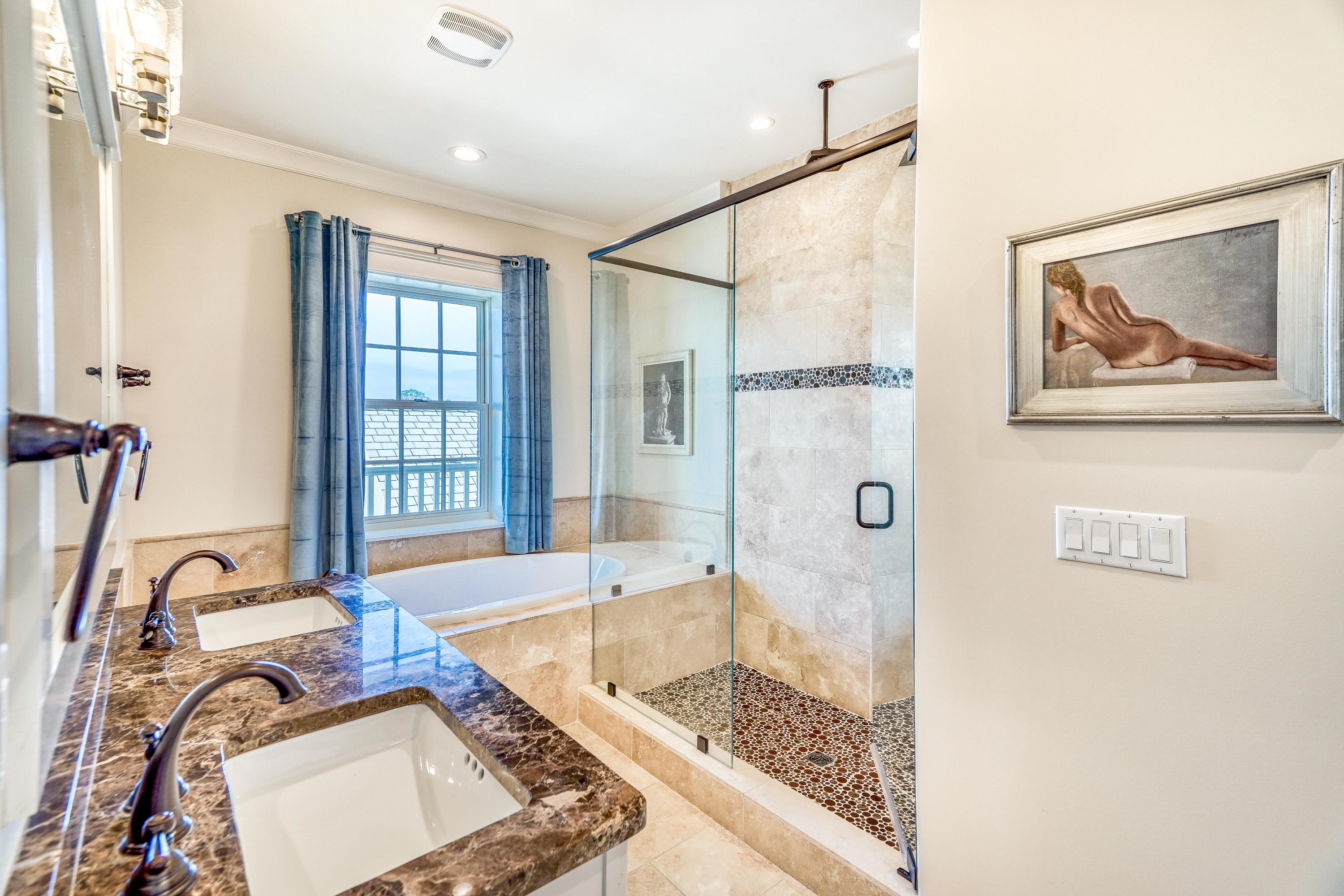 PROMINENCE/LUXURY TOWNHOMES - Residential