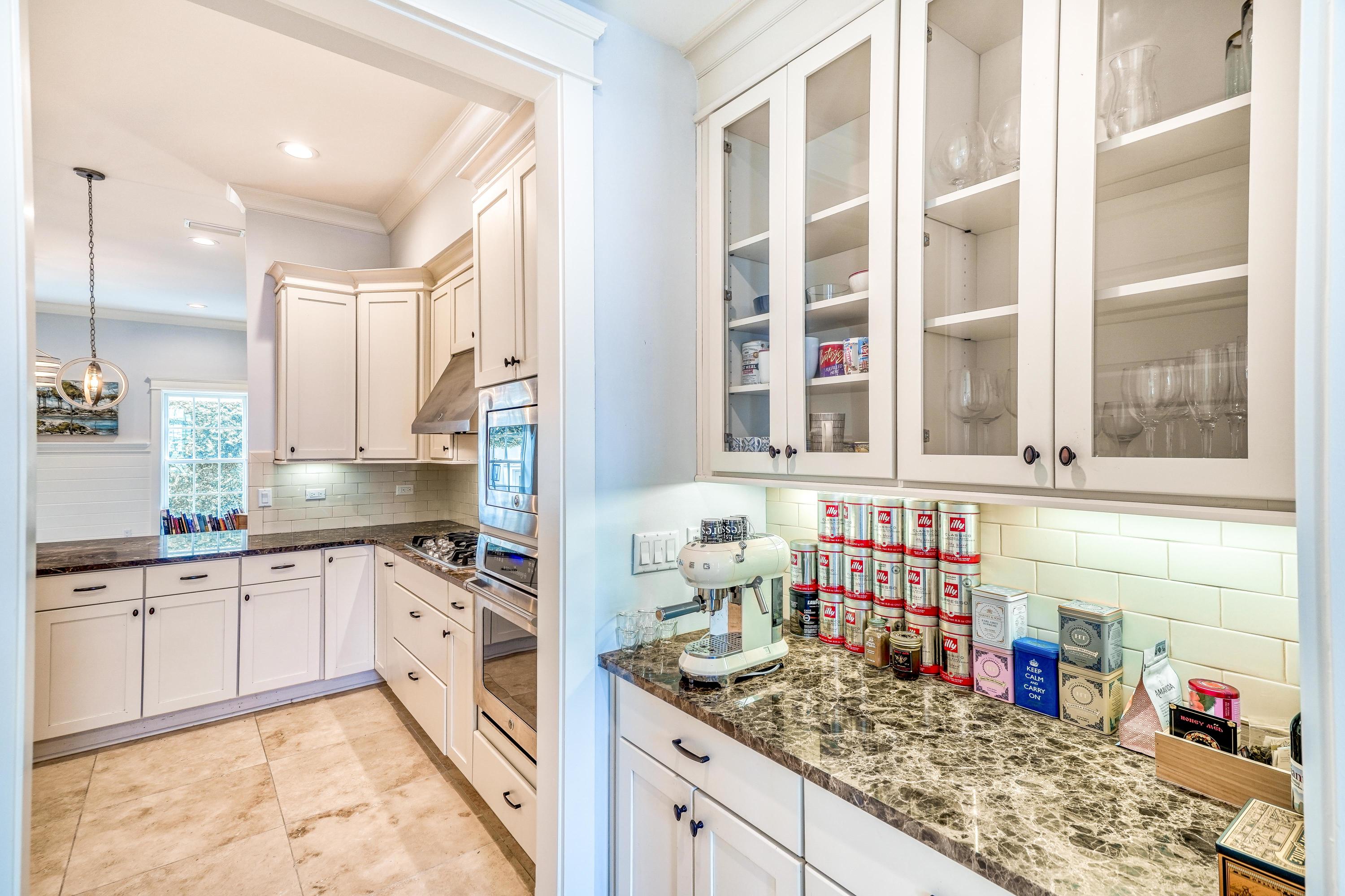 PROMINENCE/LUXURY TOWNHOMES - Residential