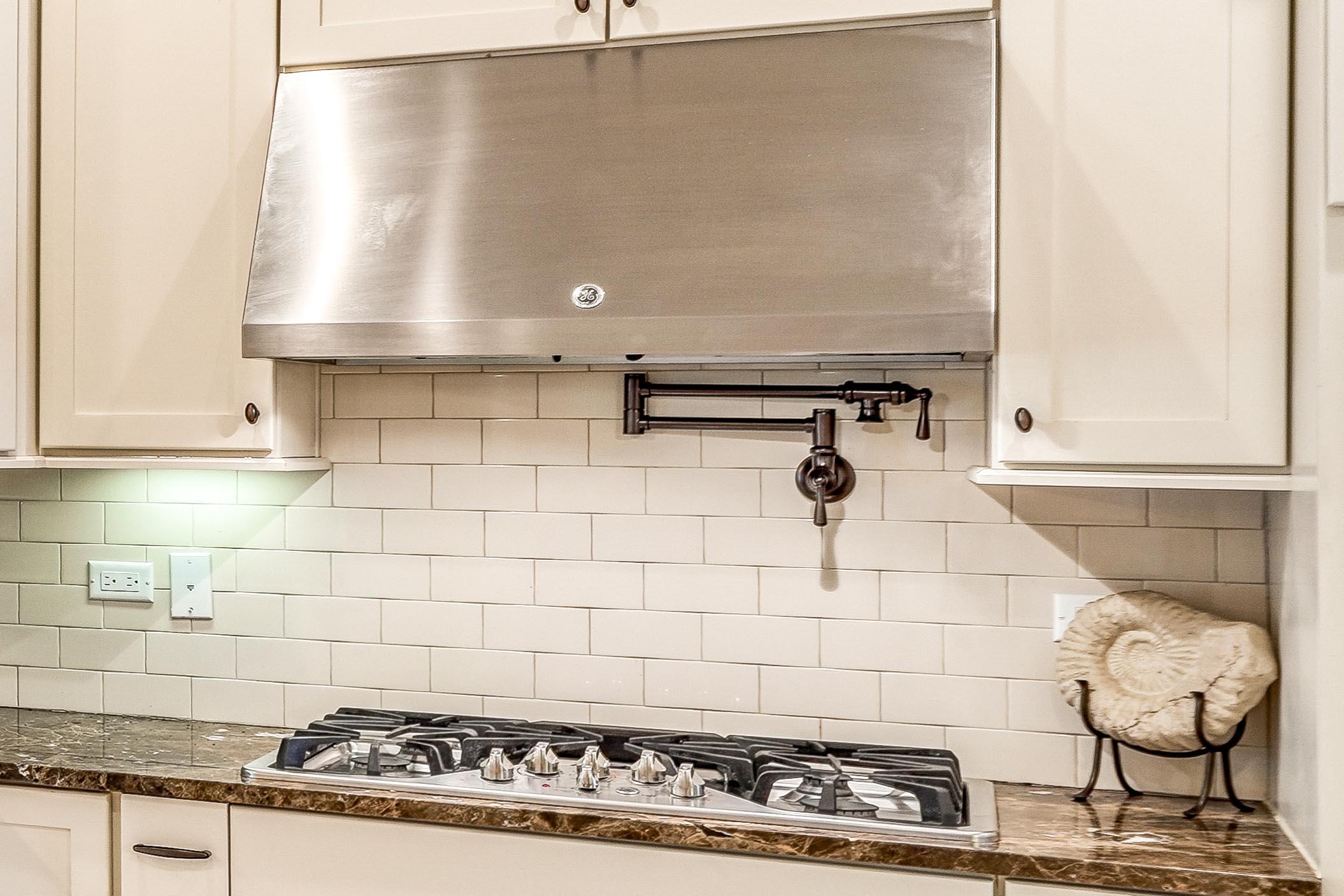 PROMINENCE/LUXURY TOWNHOMES - Residential