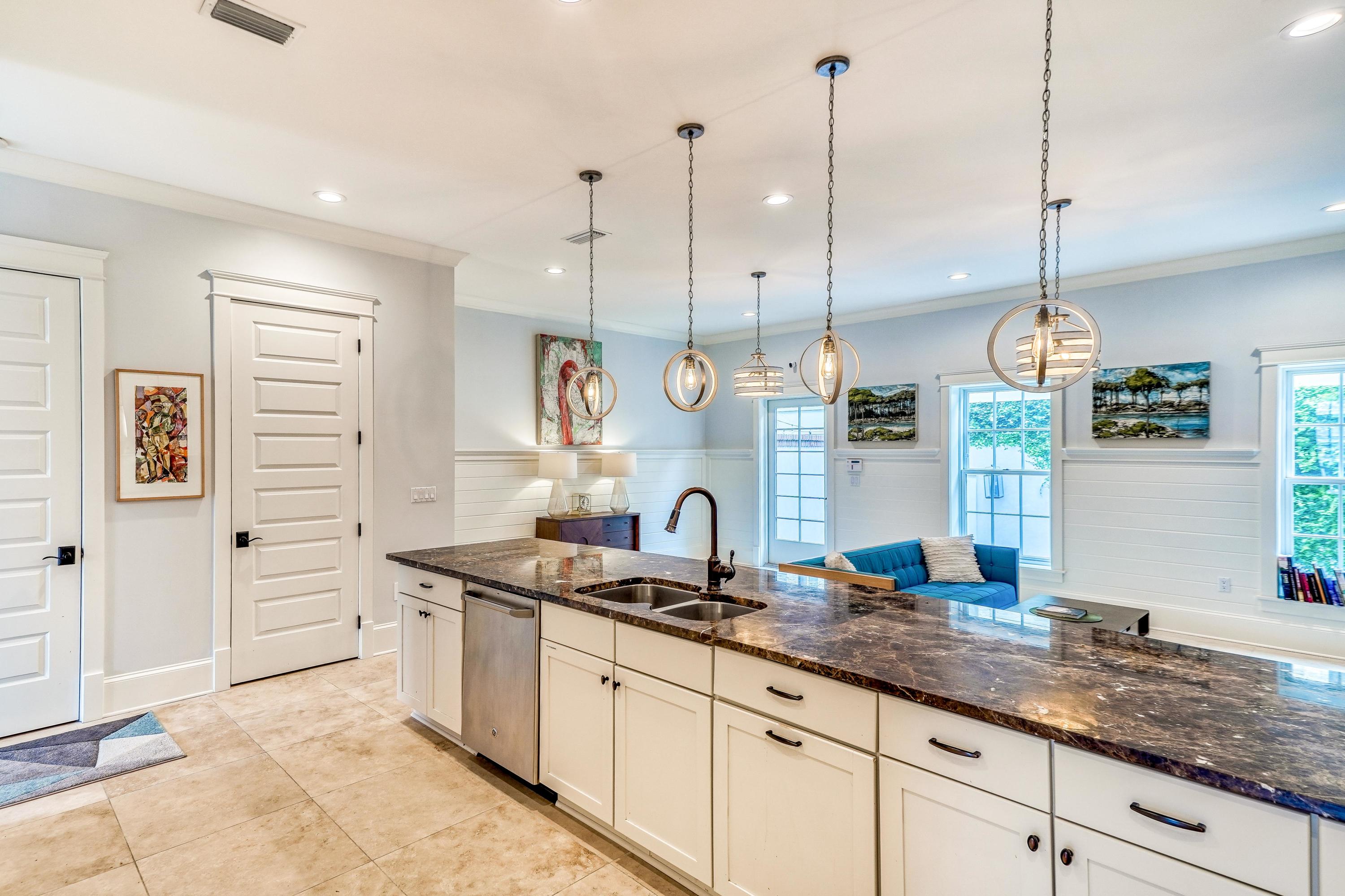 PROMINENCE/LUXURY TOWNHOMES - Residential