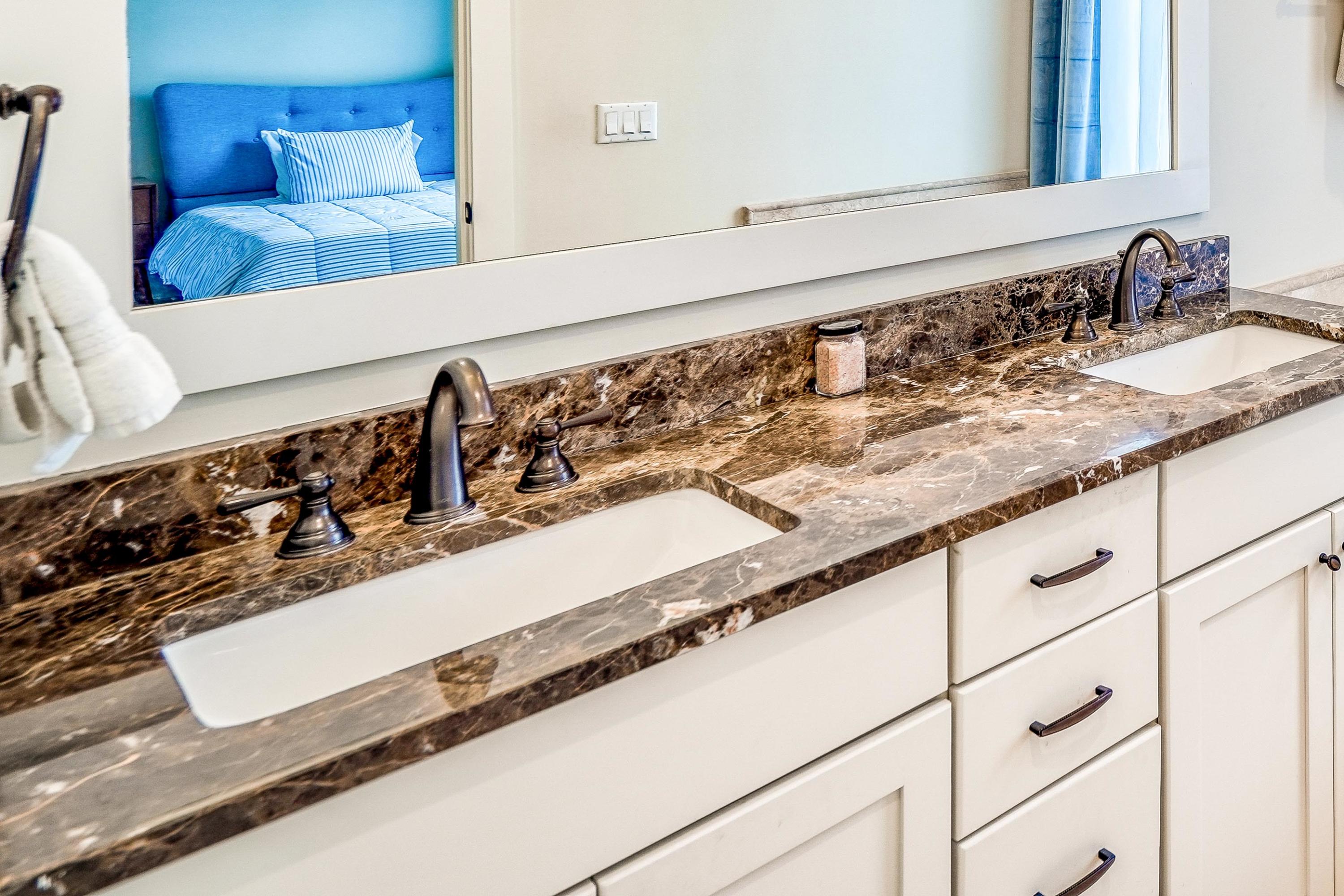 PROMINENCE/LUXURY TOWNHOMES - Residential